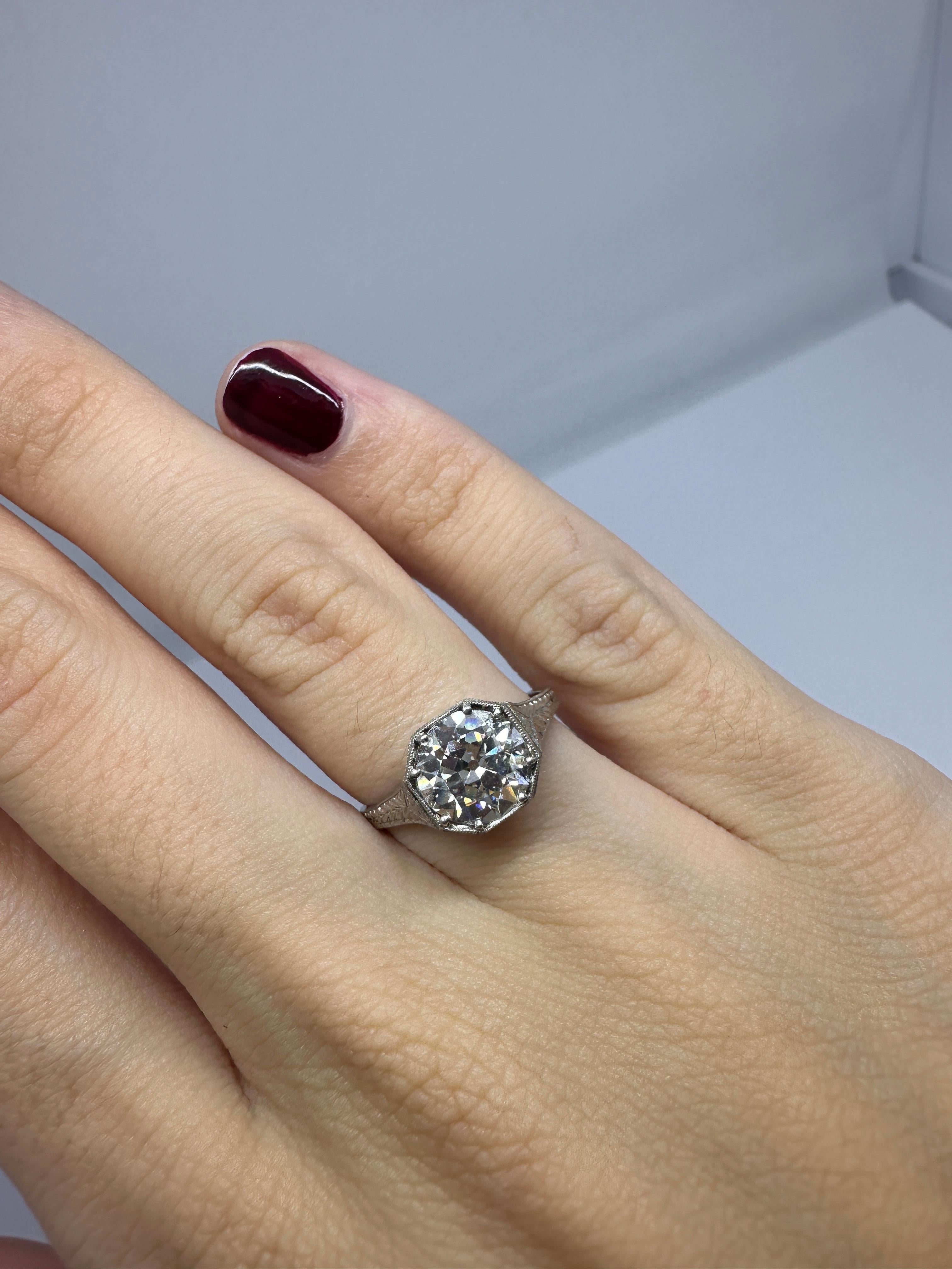 Edwardian 1.63 Carat Circular Cut Diamond Platinum Antique Engagement Ring 2