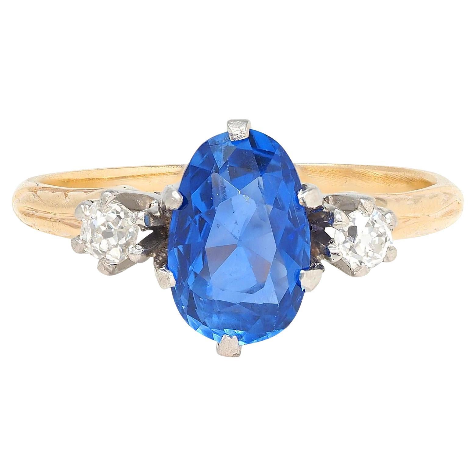 Bague trois anneaux Edwardienne 1.64 CTW Saphir Diamant Platine 14K Or Jaune Antique en vente