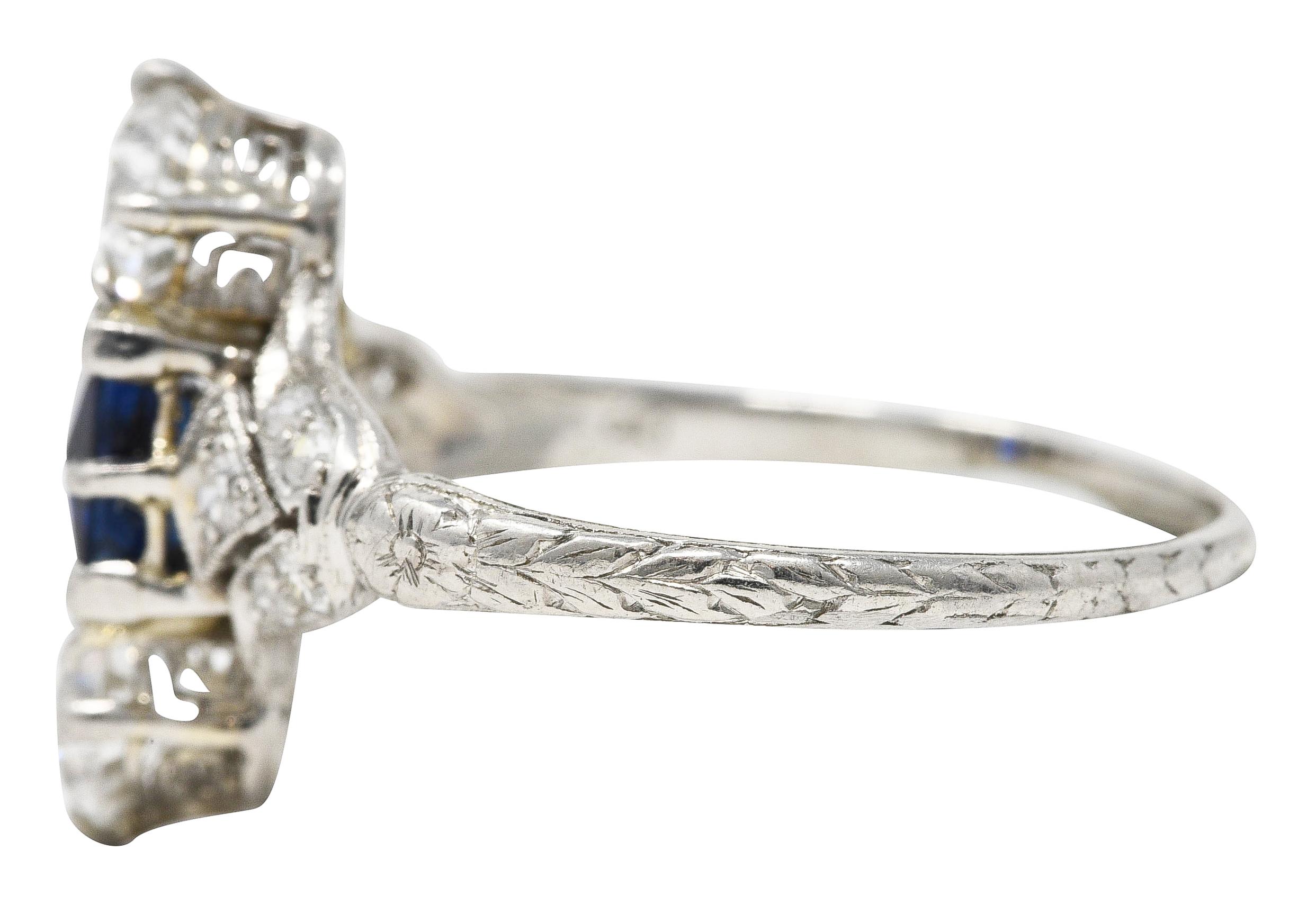 Women's or Men's Edwardian 1.67 Carats Sapphire Diamond Platinum Floral Three Stone Ring