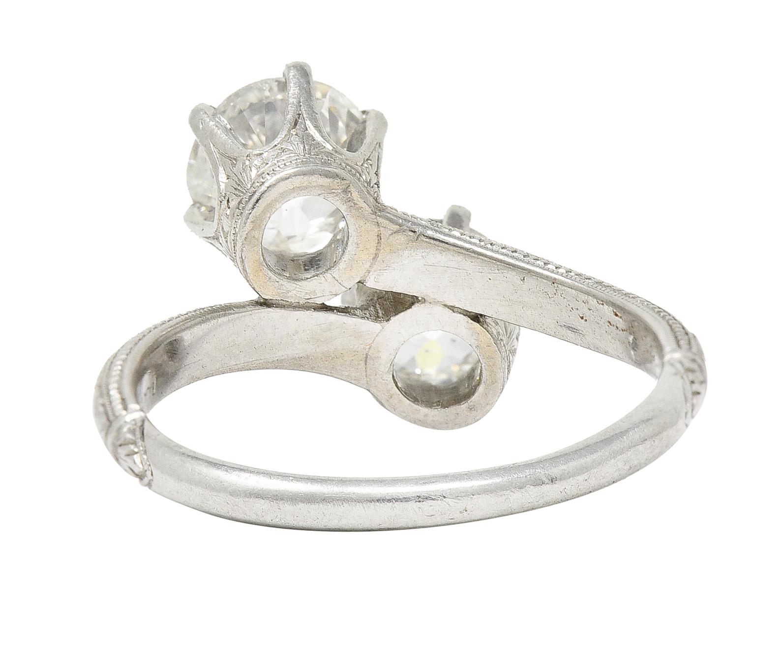 Old European Cut Edwardian 1.70 Carats Diamond Platinum Antique Toi Et Moi Engagement Ring