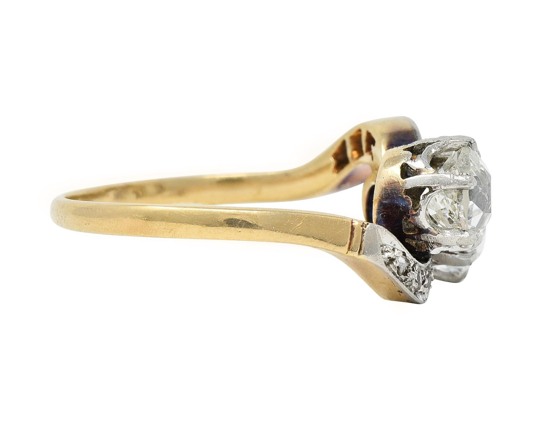 Edwardian 1.74 CTW Old Mine Cut Diamond Platinum 18 Karat Yellow Gold Ring In Excellent Condition For Sale In Philadelphia, PA