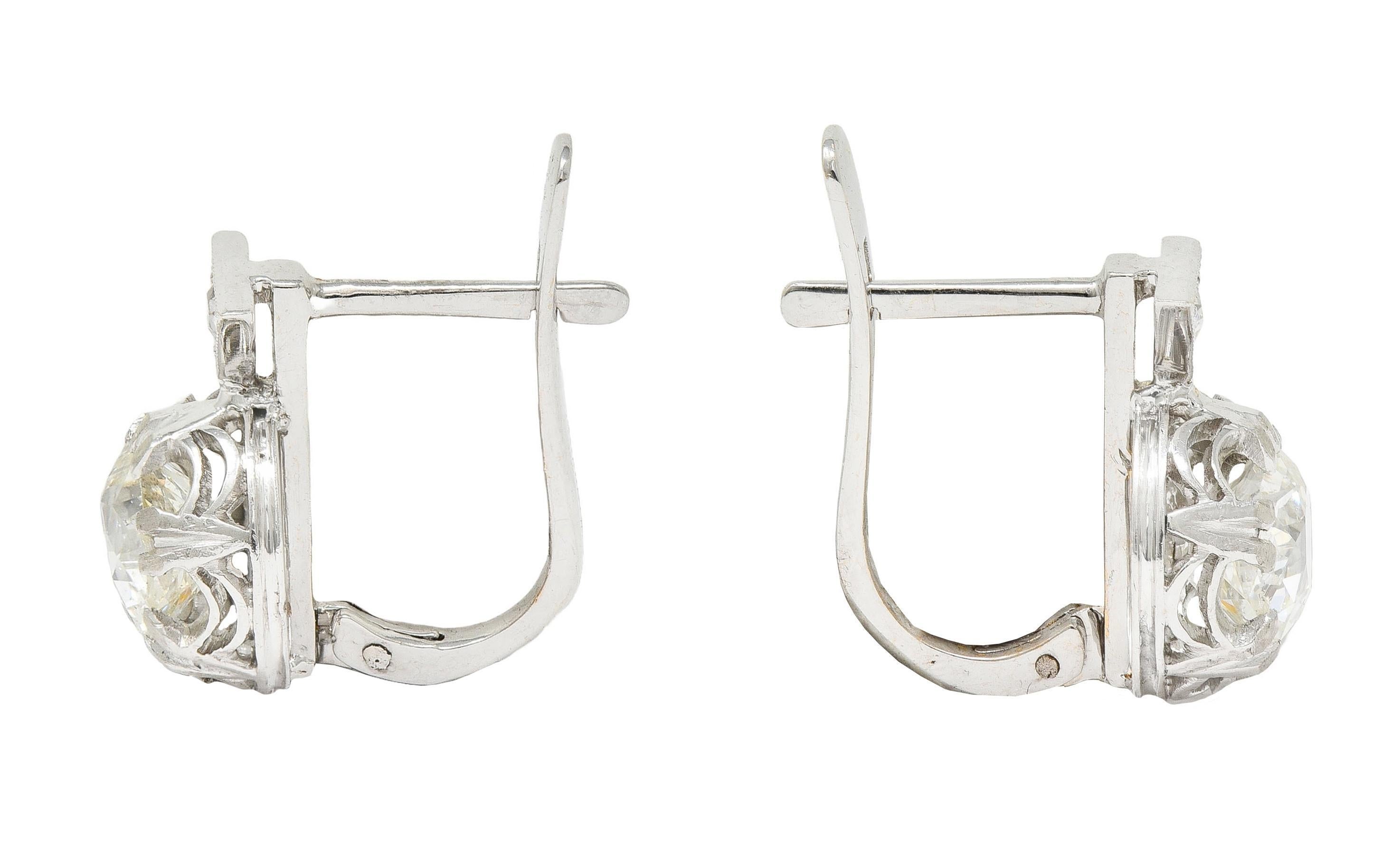 Old Mine Cut Edwardian 1.75 CTW Old Mine Diamond Platinum 18 Karat Gold Antique Earrings