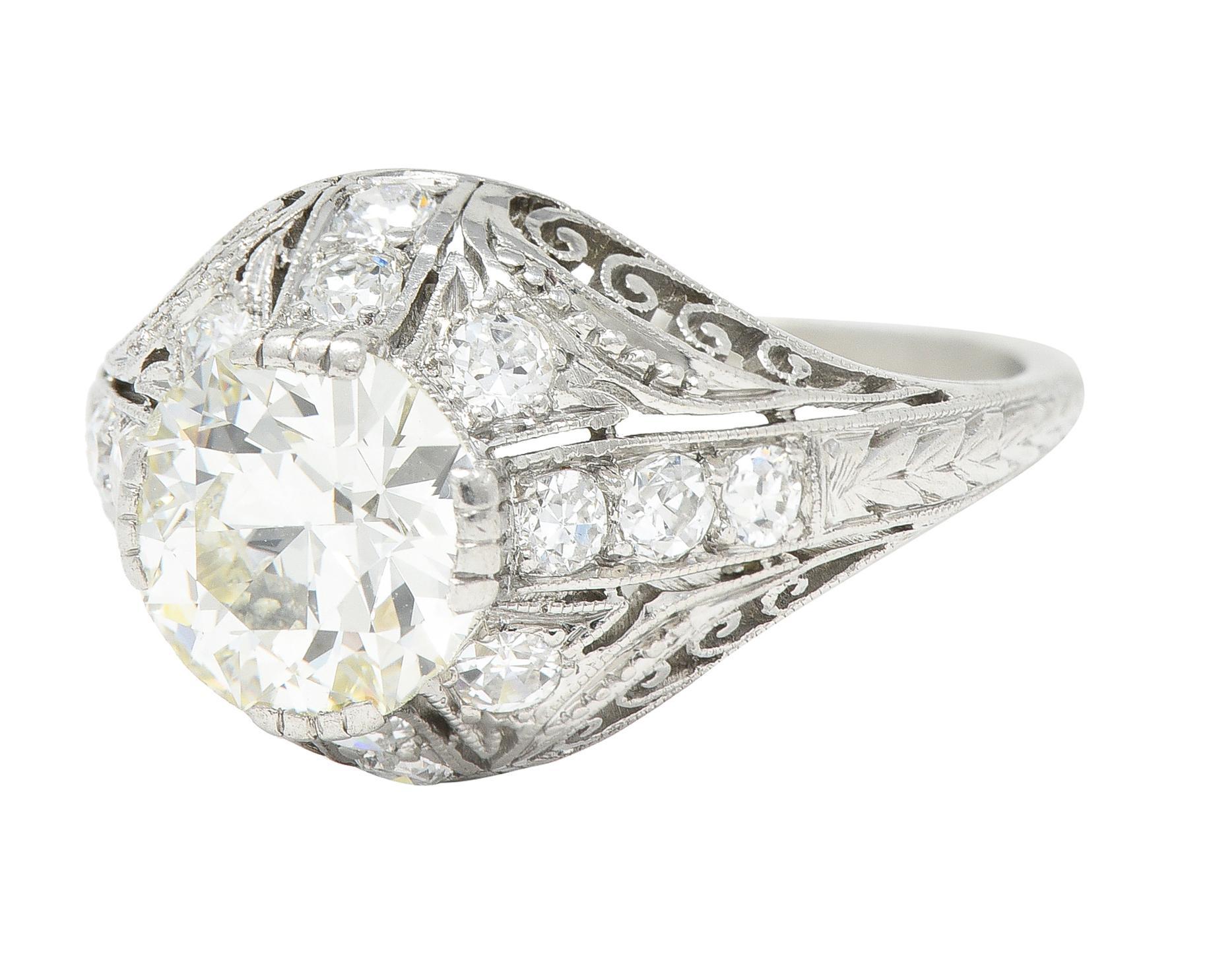 Edwardian 1.77 CTW Old European Cut Diamond Platinum Bombay Engagement Ring For Sale 3