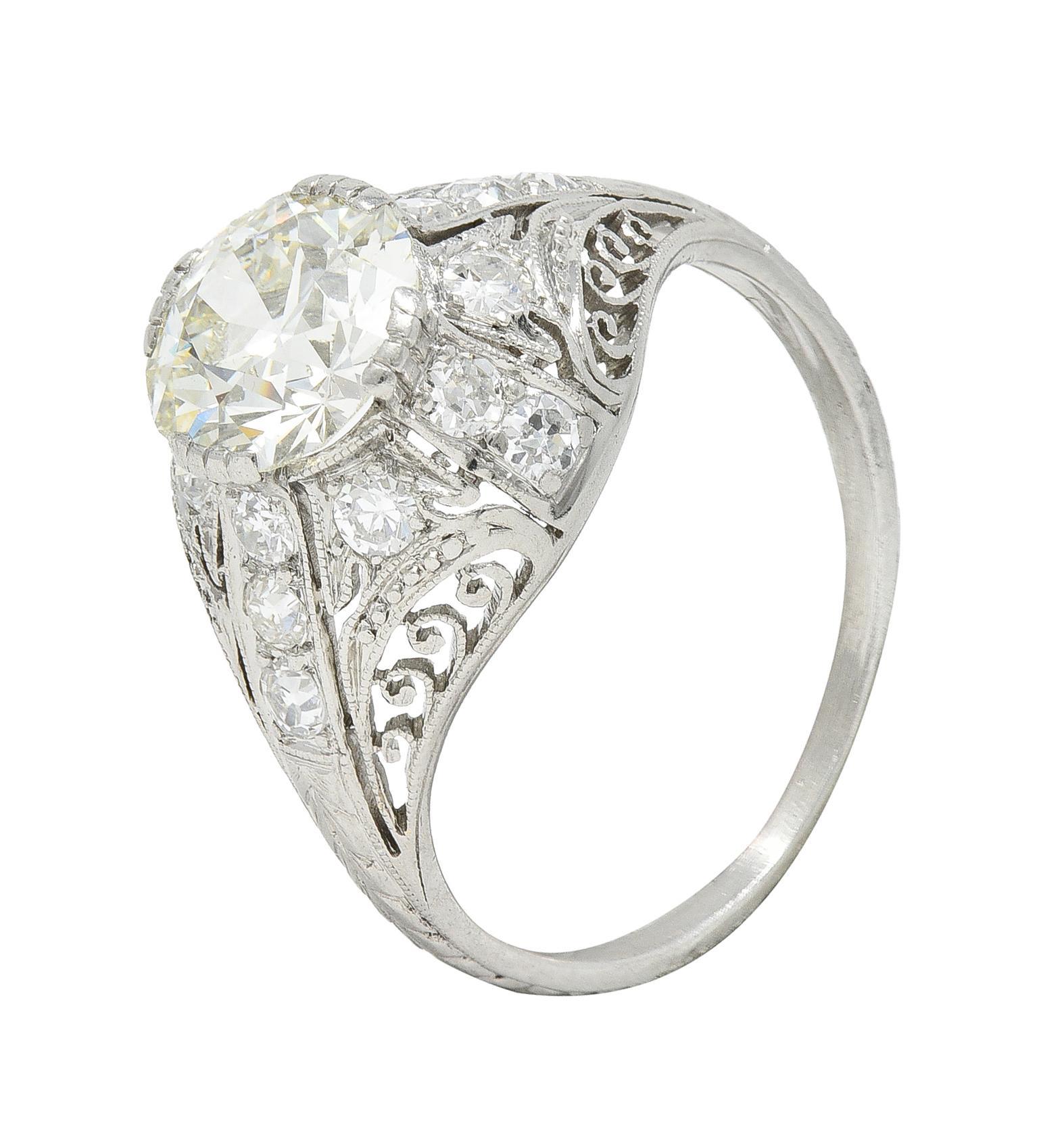Edwardian 1.77 CTW Old European Cut Diamond Platinum Bombay Engagement Ring For Sale 4