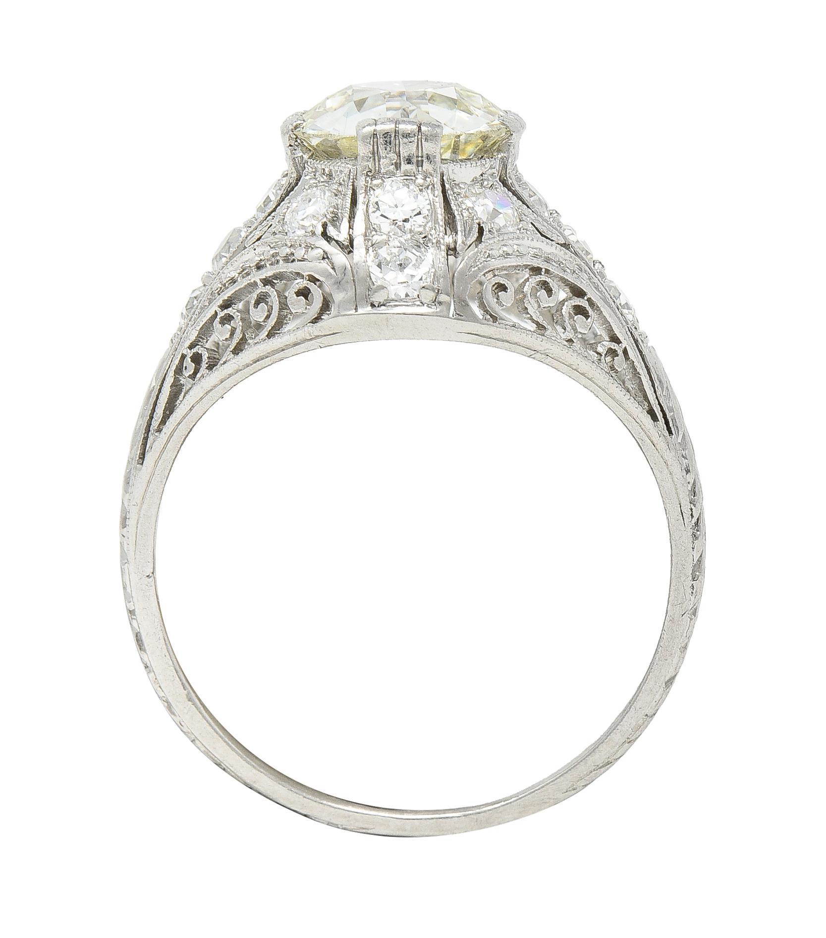 Edwardian 1.77 CTW Old European Cut Diamond Platinum Bombay Engagement Ring For Sale 5