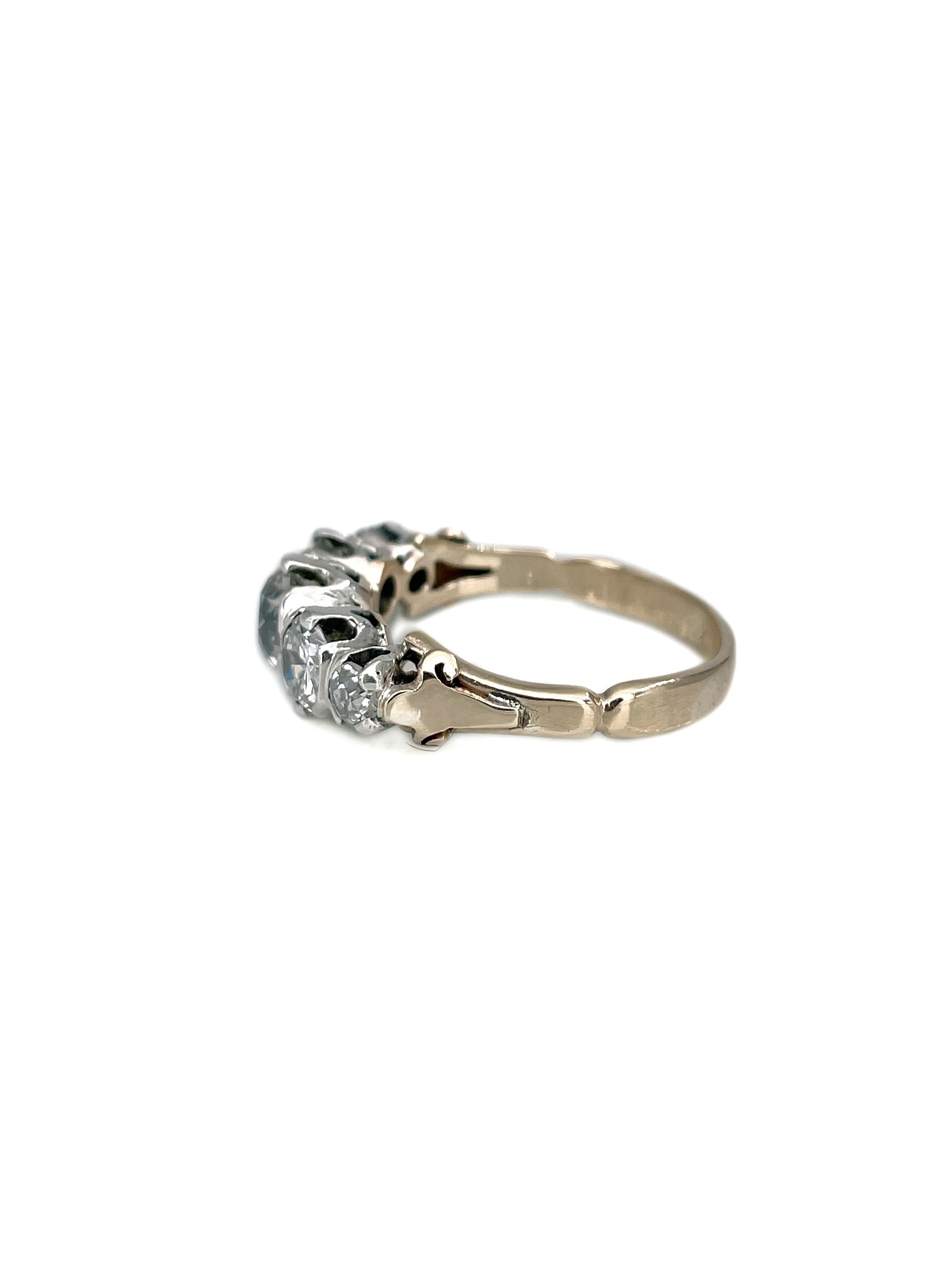 Taille vieille Europe Bague édouardienne en or 18 carats ~1.91 carat Old European Cut Diamond Five-Stone Ring en vente