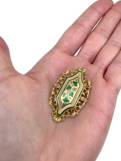 Edwardian 18 Karat Gold Enamel Grape Motif Ornamented Pin Brooch