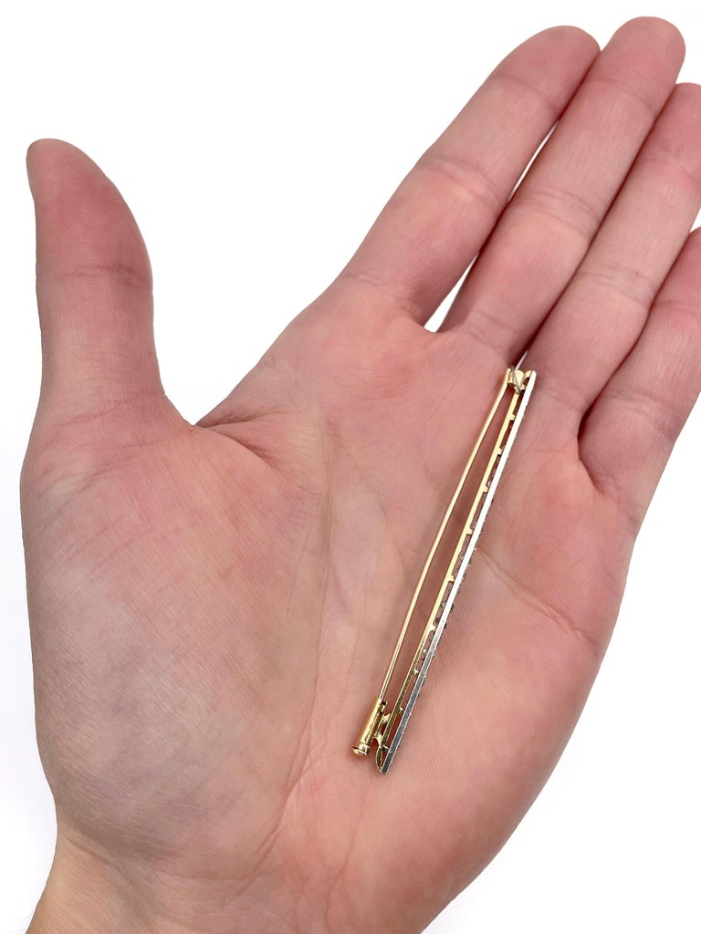 Edwardian 18 Karat Gold Platinum Old Cut Diamond Bar Brooch For Sale at