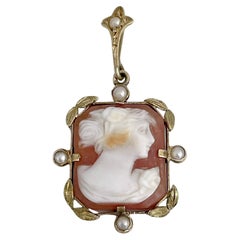 Edwardian 14 Karat Gold Right Facing Lady Shell Cameo Pearl Pendant