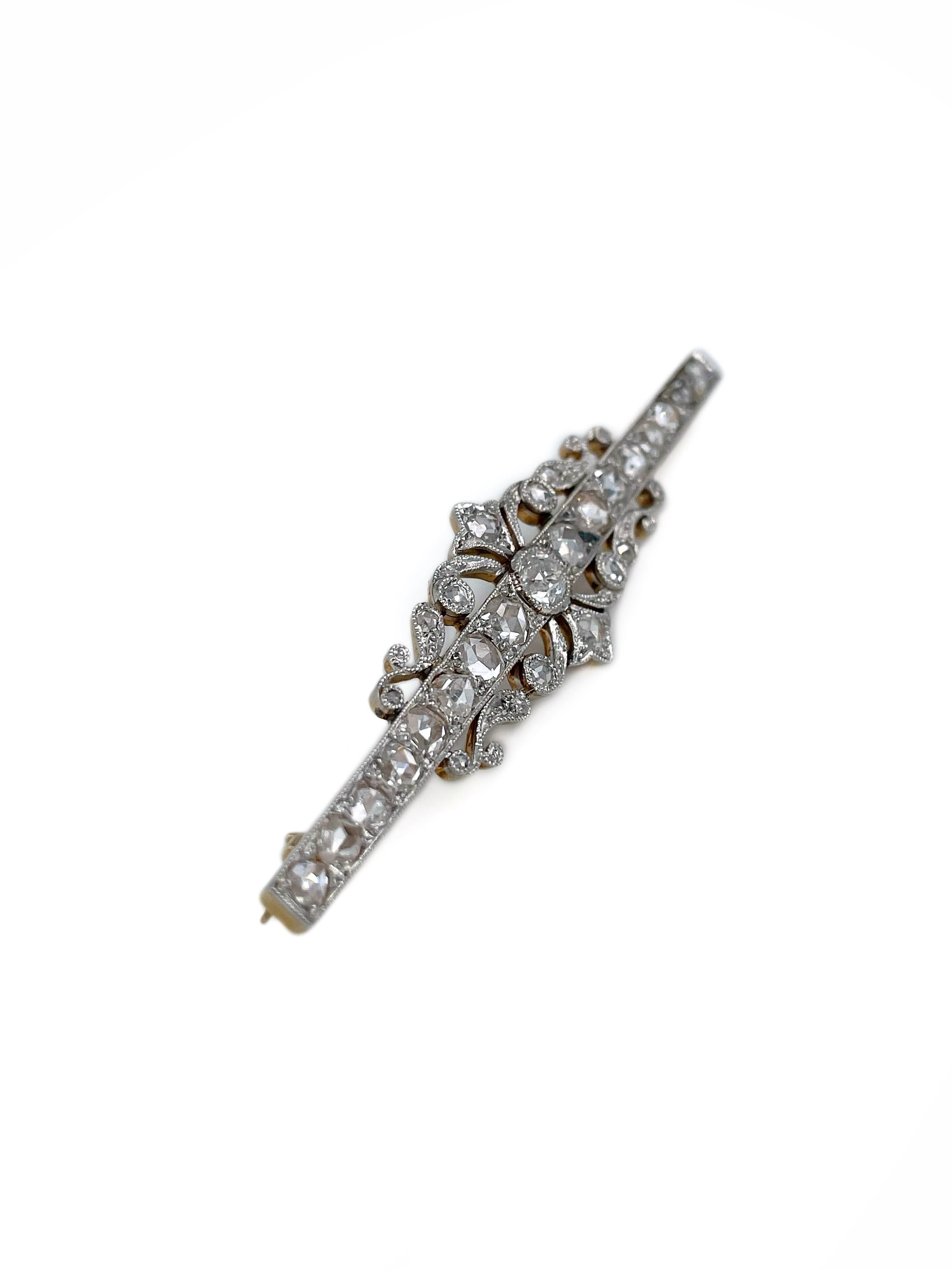 Edwardian 14 Karat Gold TW 1.92 Karat Altschliff Diamant Floral Design Bar Brosche (Gemischter Schliff) im Angebot