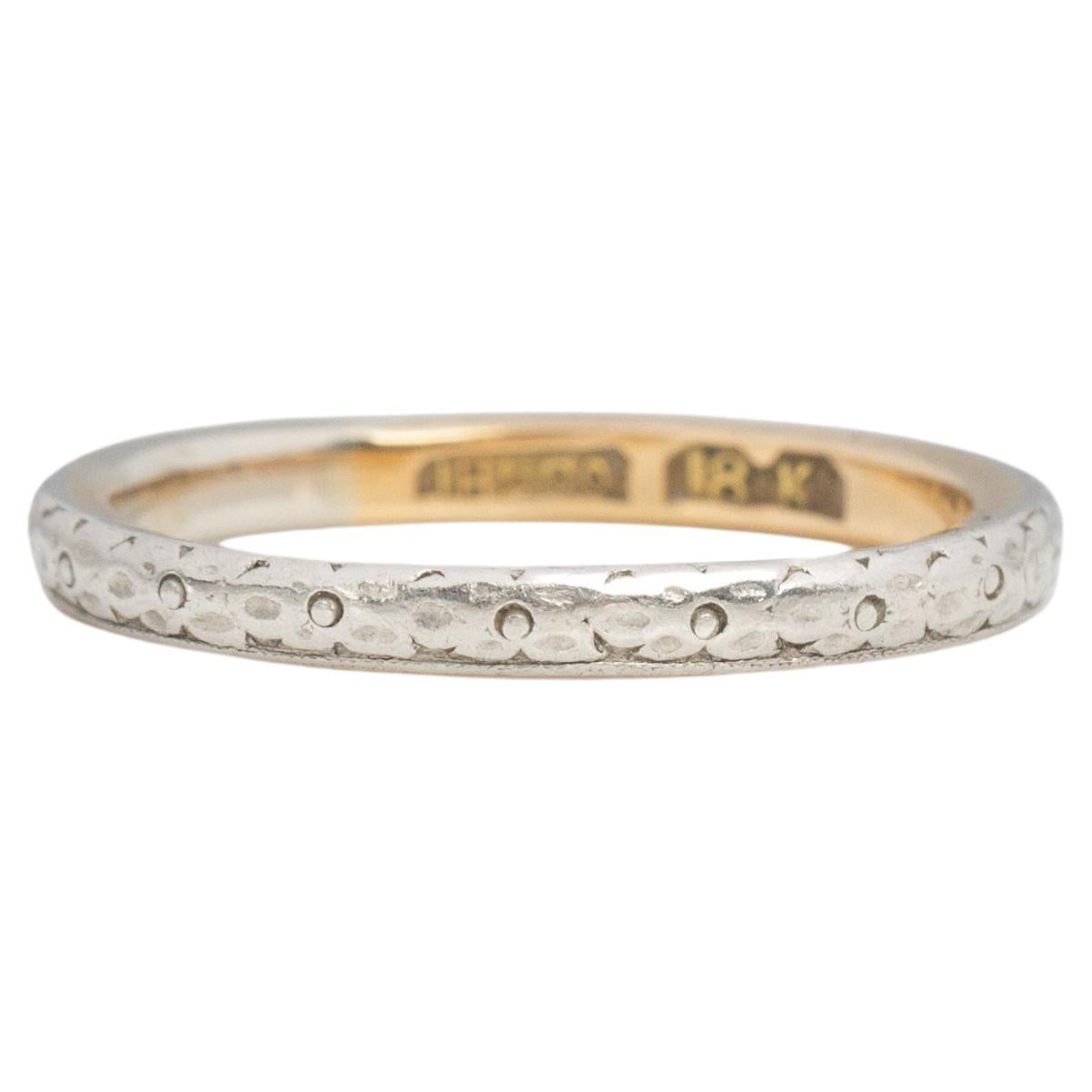 Edwardian 18 Karat Yellow Gold Wedding Ring For Sale
