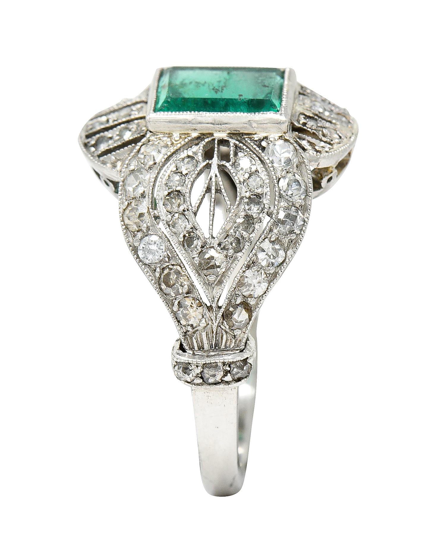 Edwardian 1.80 Carats Emerald Diamond Platinum Dinner Ring 4