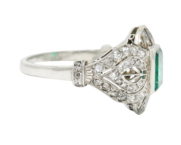 Edwardian 1.80 Carats Emerald Diamond Platinum Dinner Ring In Excellent Condition For Sale In Philadelphia, PA