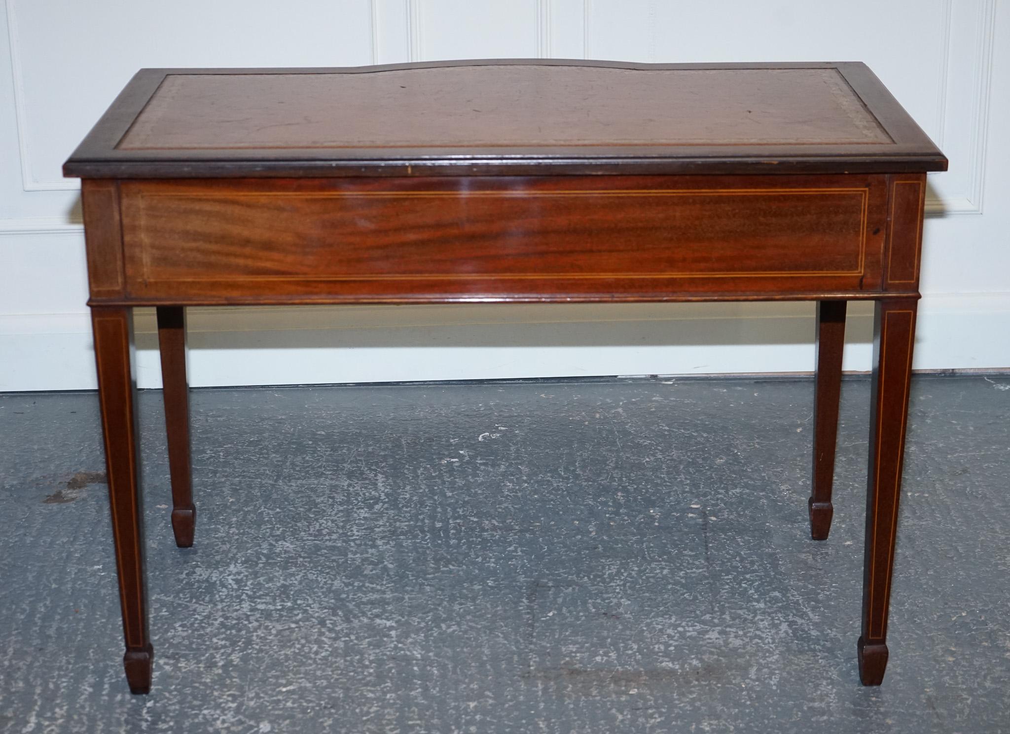 Edwardian 1880s Stamped Maple & Co Brown Leather Sheraton Writing Desk Table For Sale 5