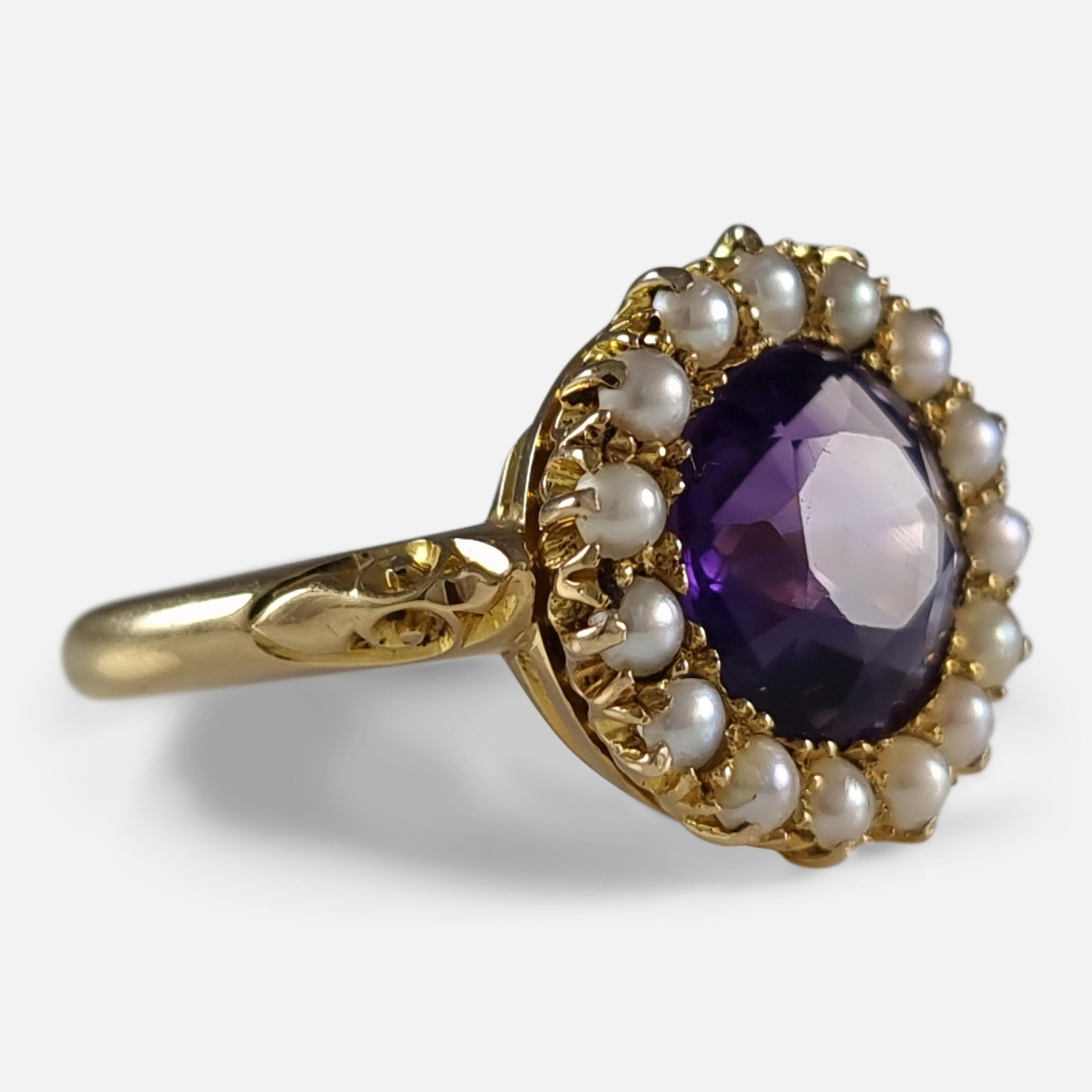 Women's or Men's Edwardian 18 Carat Gold Amethyst and Pearl Cluster Ring, 1909