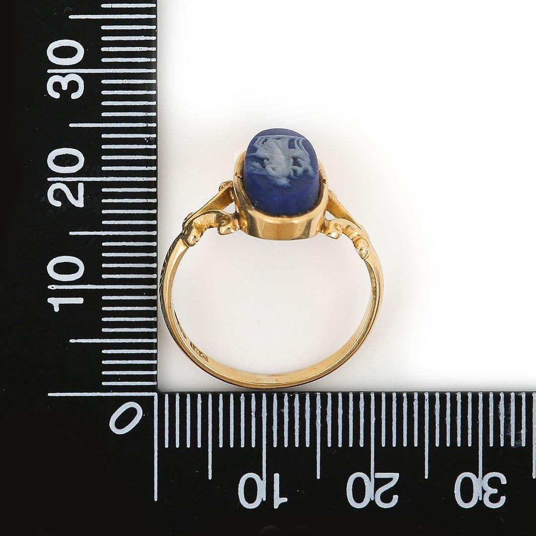 Edwardian 18ct Gold Artemis Wedgwood Jasperware Ring, Circa 1905 7