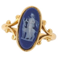 Artemis Wedgwood Jasperware Ring aus edwardianischem 18 Karat Gold, um 1905