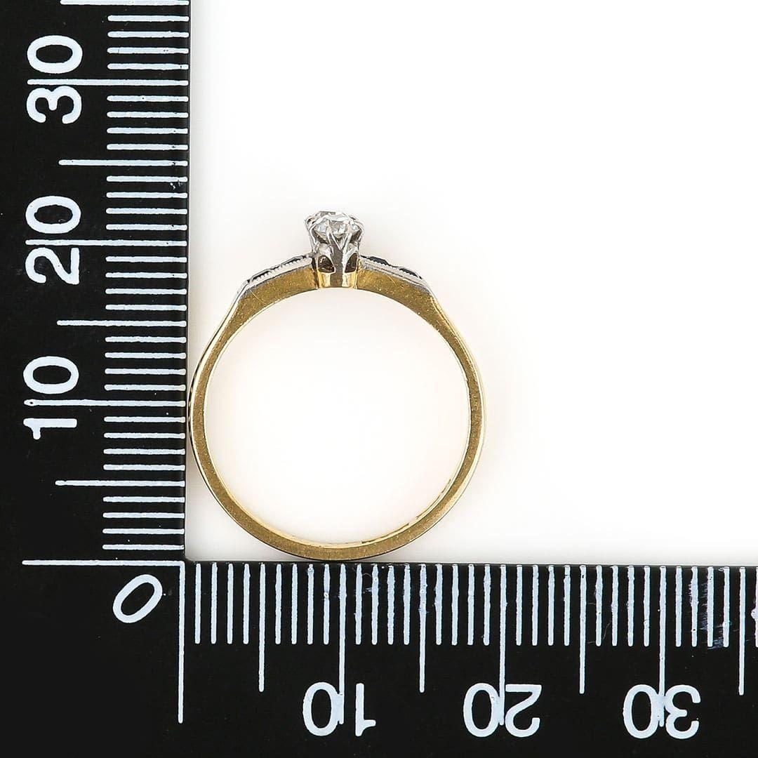 Edwardian 18ct Gold Altschliff Diamant zwei Stein und Saphir Ring, um 1915 im Angebot 8