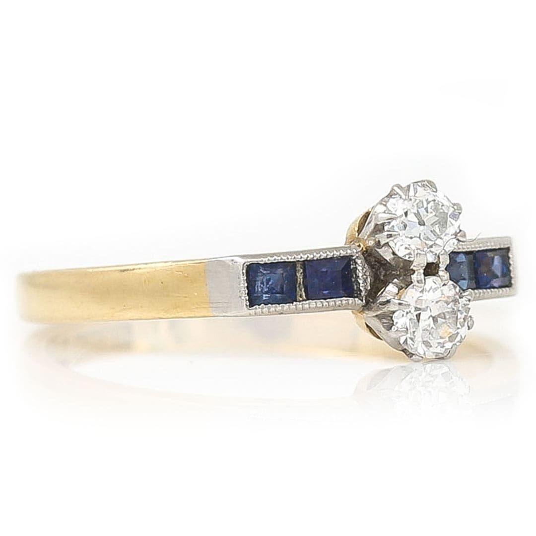 Women's Edwardian 18ct Gold Old Cut Diamond Two Stone and Sapphire Ring, circa 1915 For Sale