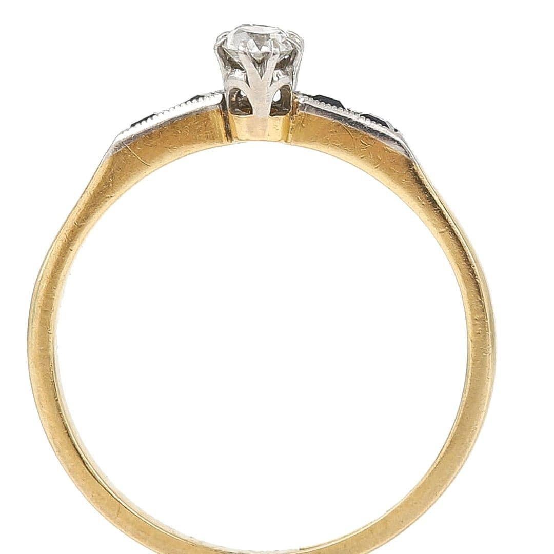 Edwardian 18ct Gold Altschliff Diamant zwei Stein und Saphir Ring, um 1915 im Angebot 4