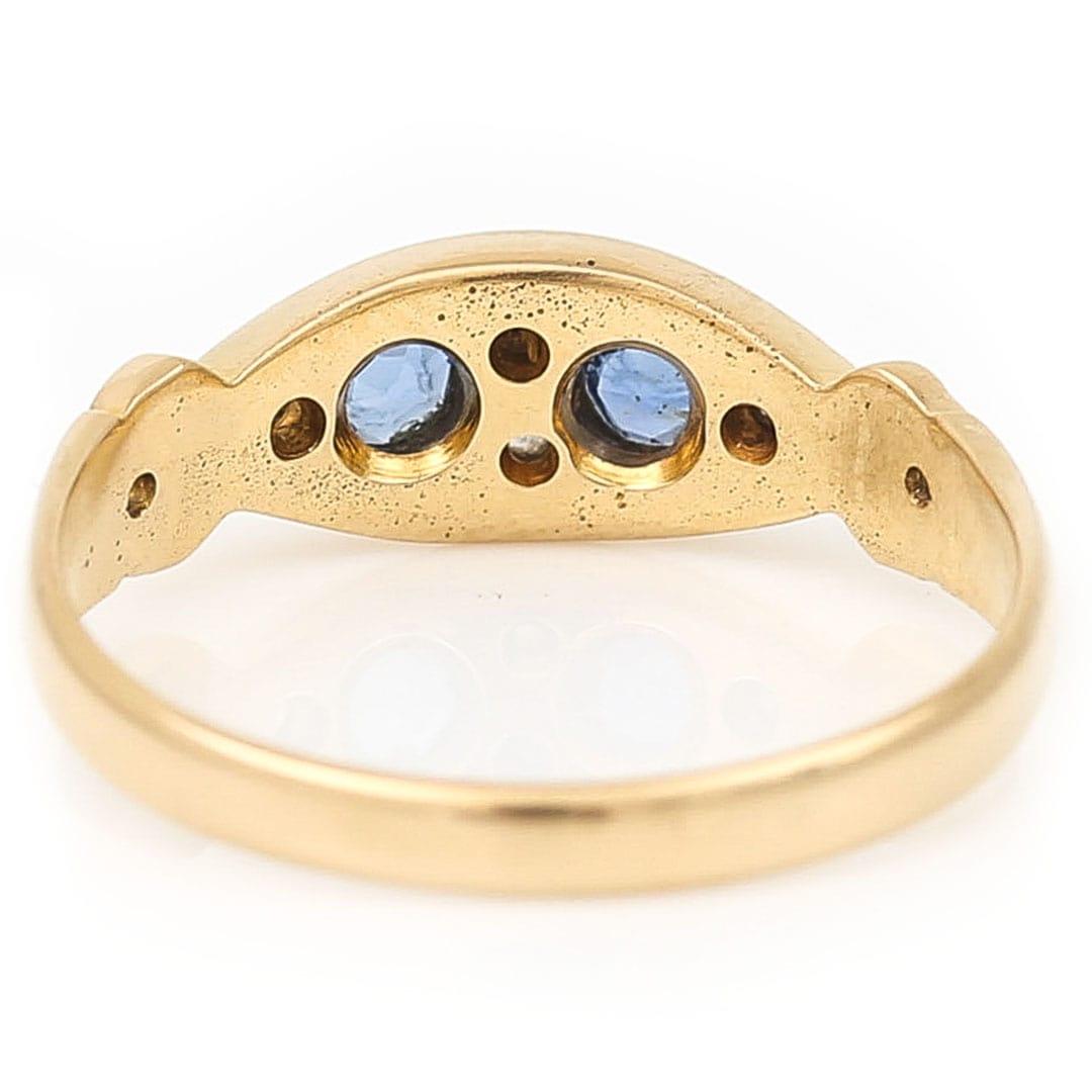 Edwardian 18 Carat Gold Sapphire and Diamond Gypsy Ring, circa 1907 2