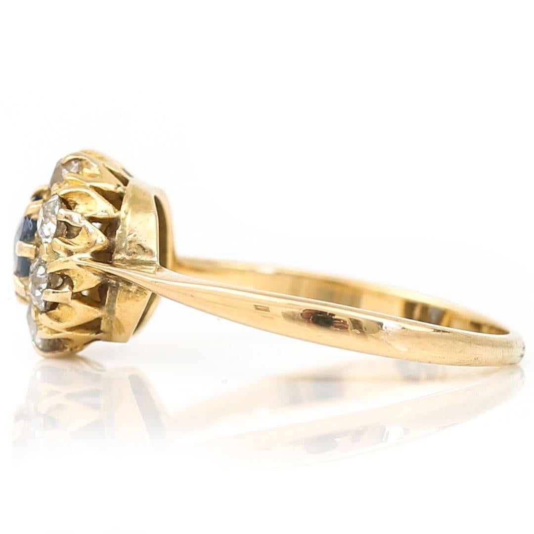 Ring aus edwardianischem 18 Karat Gold mit Saphir und Diamant im Altschliff, um 1910 (Alteuropäischer Brillantschliff) im Angebot