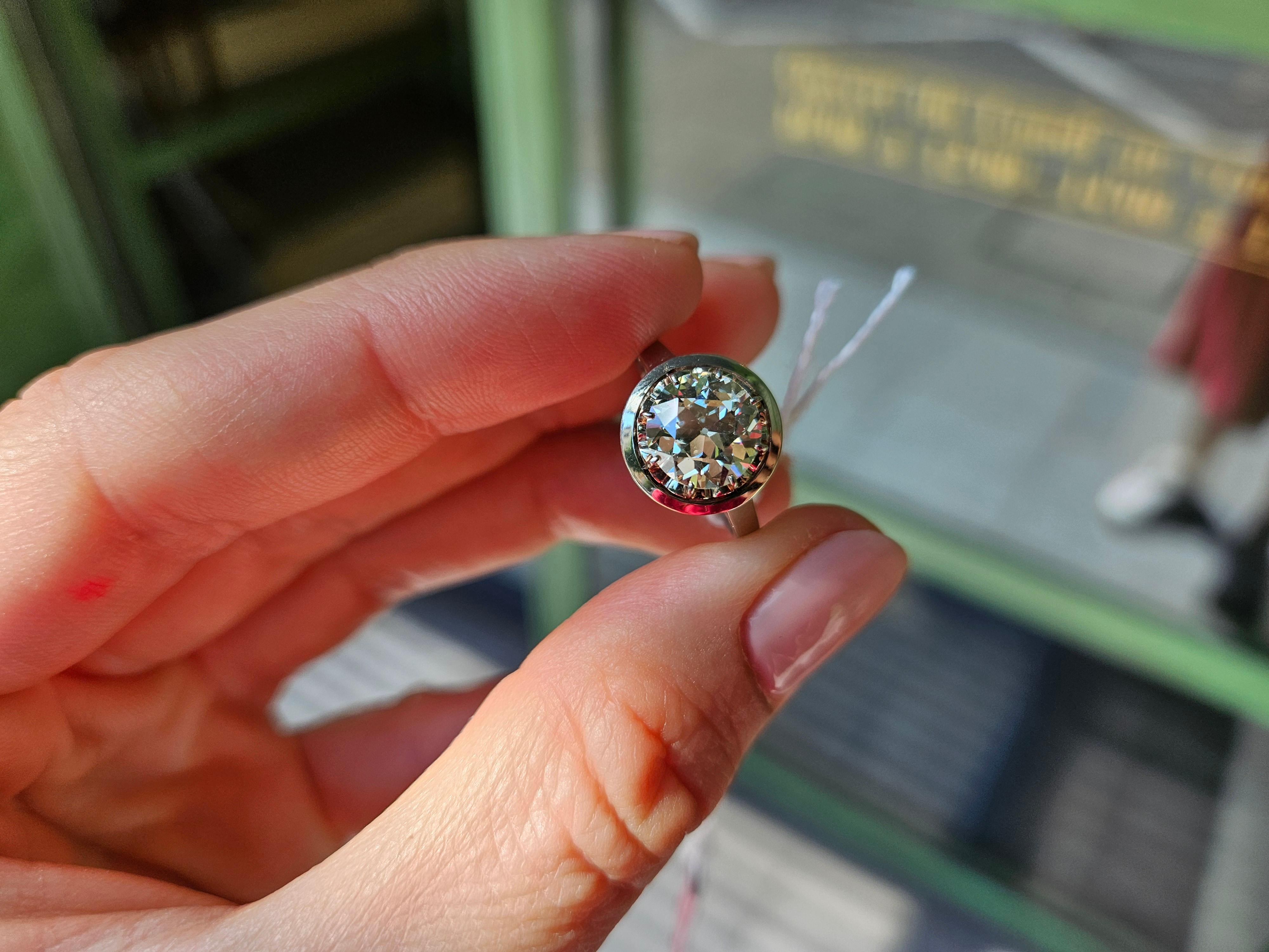 Édouardien Bague de fiançailles Edwardian 18k 2.1ct Old European Cut Diamond Engagement Ring en vente