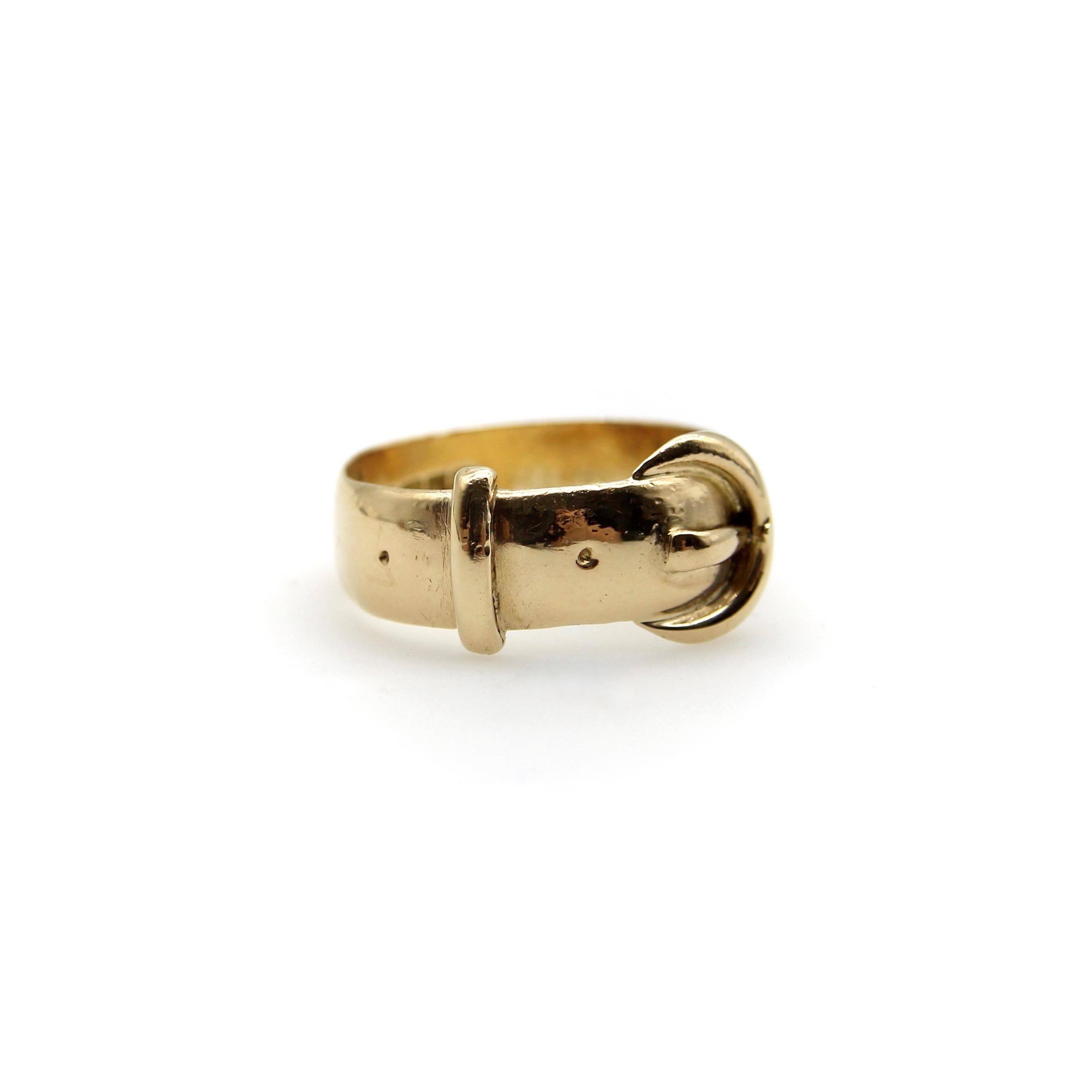 Edwardian 18K Gold Buckle Ring  In Good Condition For Sale In Venice, CA
