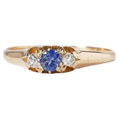 Edwardian 18k Gold Cornflower Blue Sapphire Old Cut Diamond Three Stone Ring