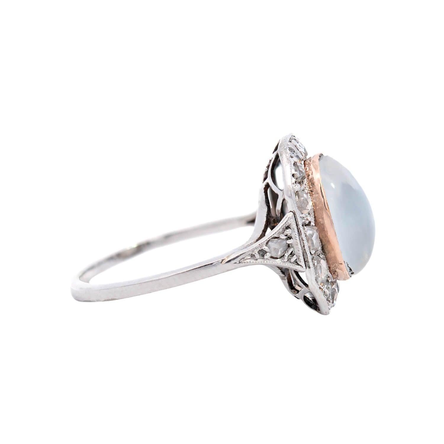 Edwardian 18k Mondstein und Diamant Ring (Cabochon) im Angebot