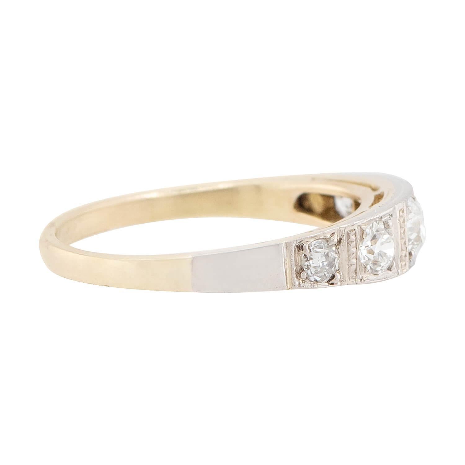 Edoardiano Anello edoardiano a cinque pietre con diamante in platino e 18 carati in vendita
