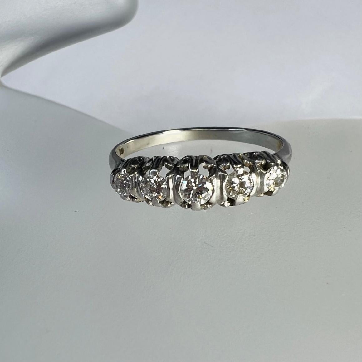 Edwardian 18K White Gold Diamond .35ctw Ring In Excellent Condition For Sale In Addison, TX
