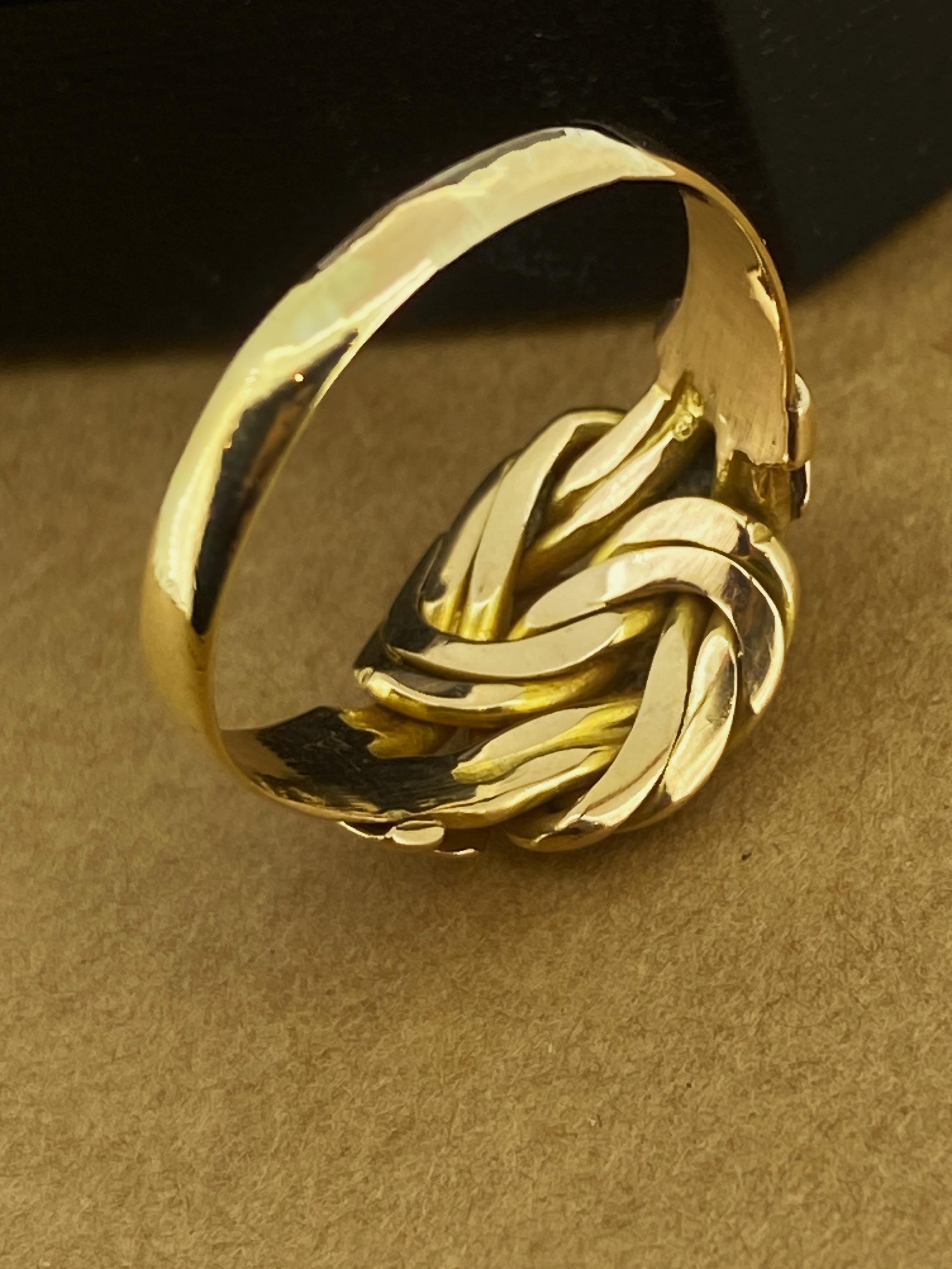 Edoardiano Anello edoardiano in oro giallo 18 carati e diamanti con motivo 