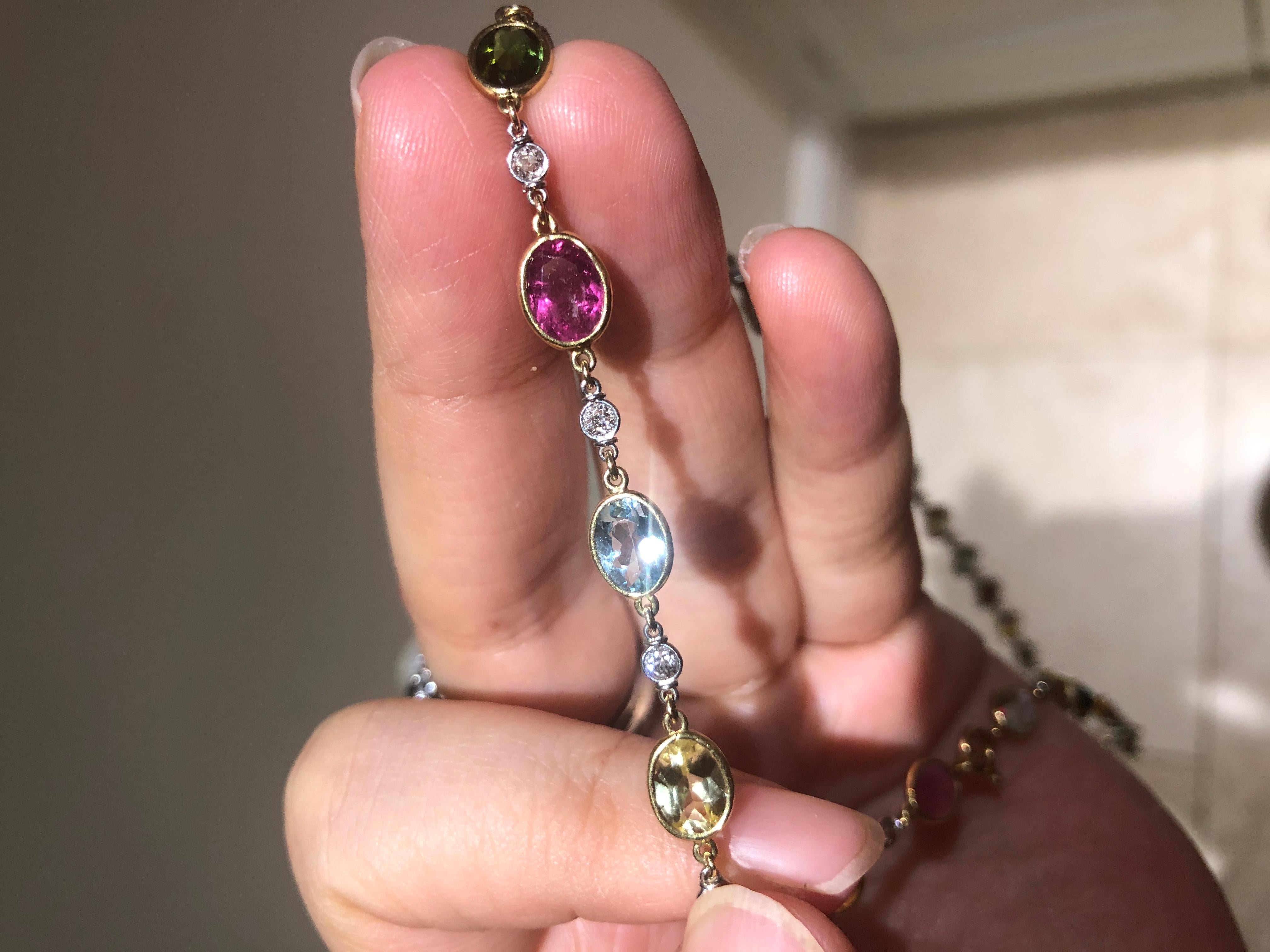 Édouardien Collier édouardien en or jaune 18 carats avec diamants et pierres précieuses multicolores en vente