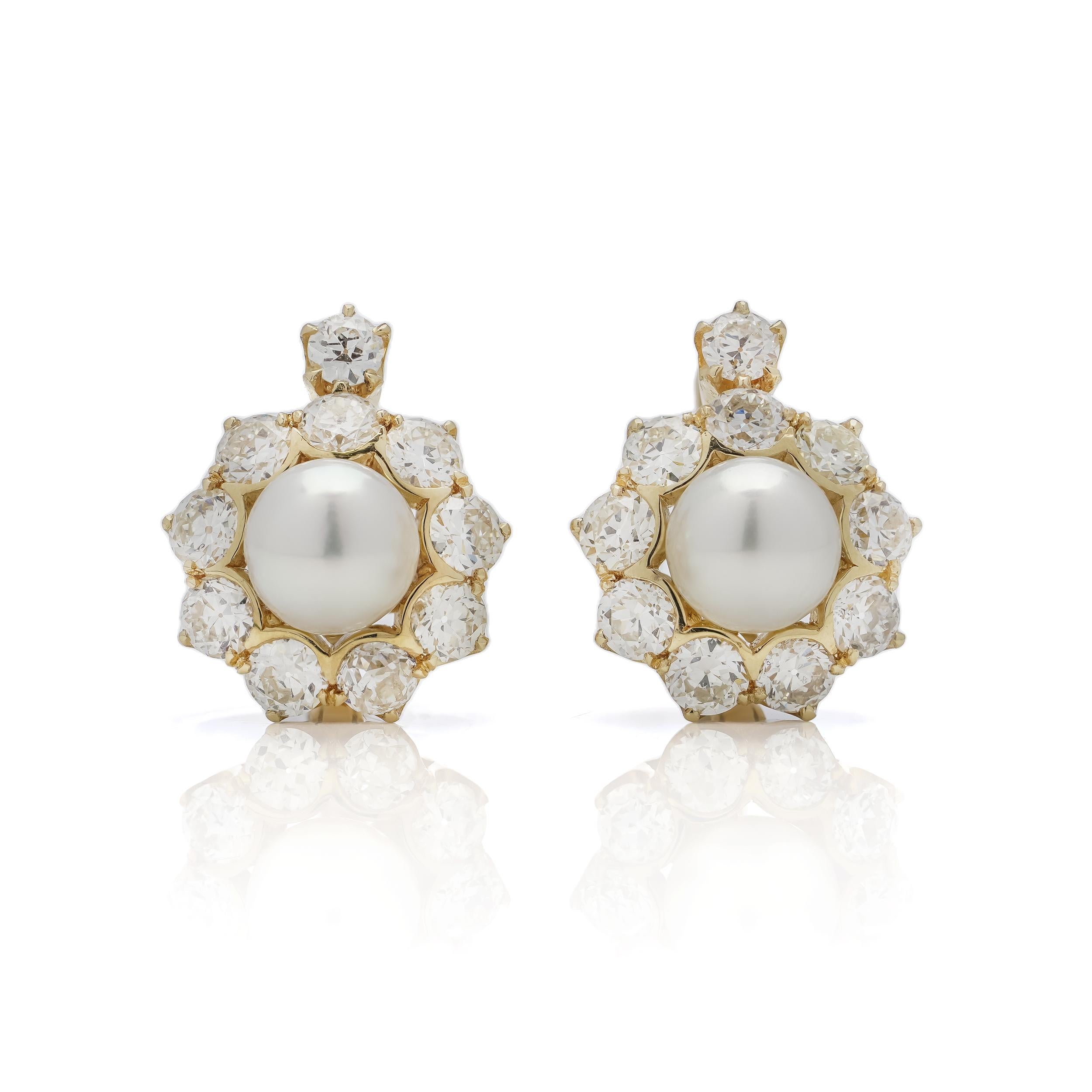 Antique Edwardian 18kt gold clip-on earrings with cultured saltwater pearls and old cut diamonds.
Made in England Circa 1910.
X-Ray Tested positive for 18kt gold.

Dimensions - 
Weight: 5.55 grams
Size: 2.5 x 1.2 x 1.7 cm

Saltwater Pearls -