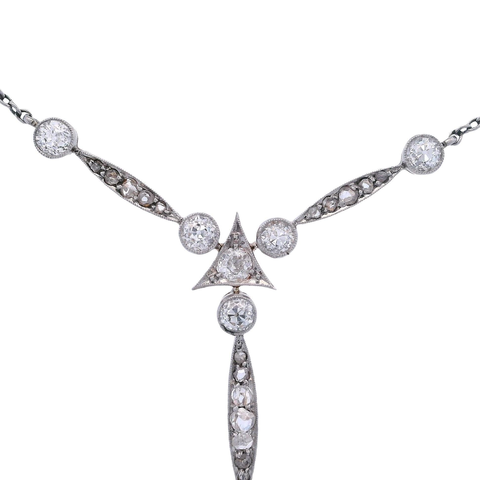 Edoardiano Edwardian 18kt Gold & Platinum Necklace with Diamonds and synthetic Ruby in vendita