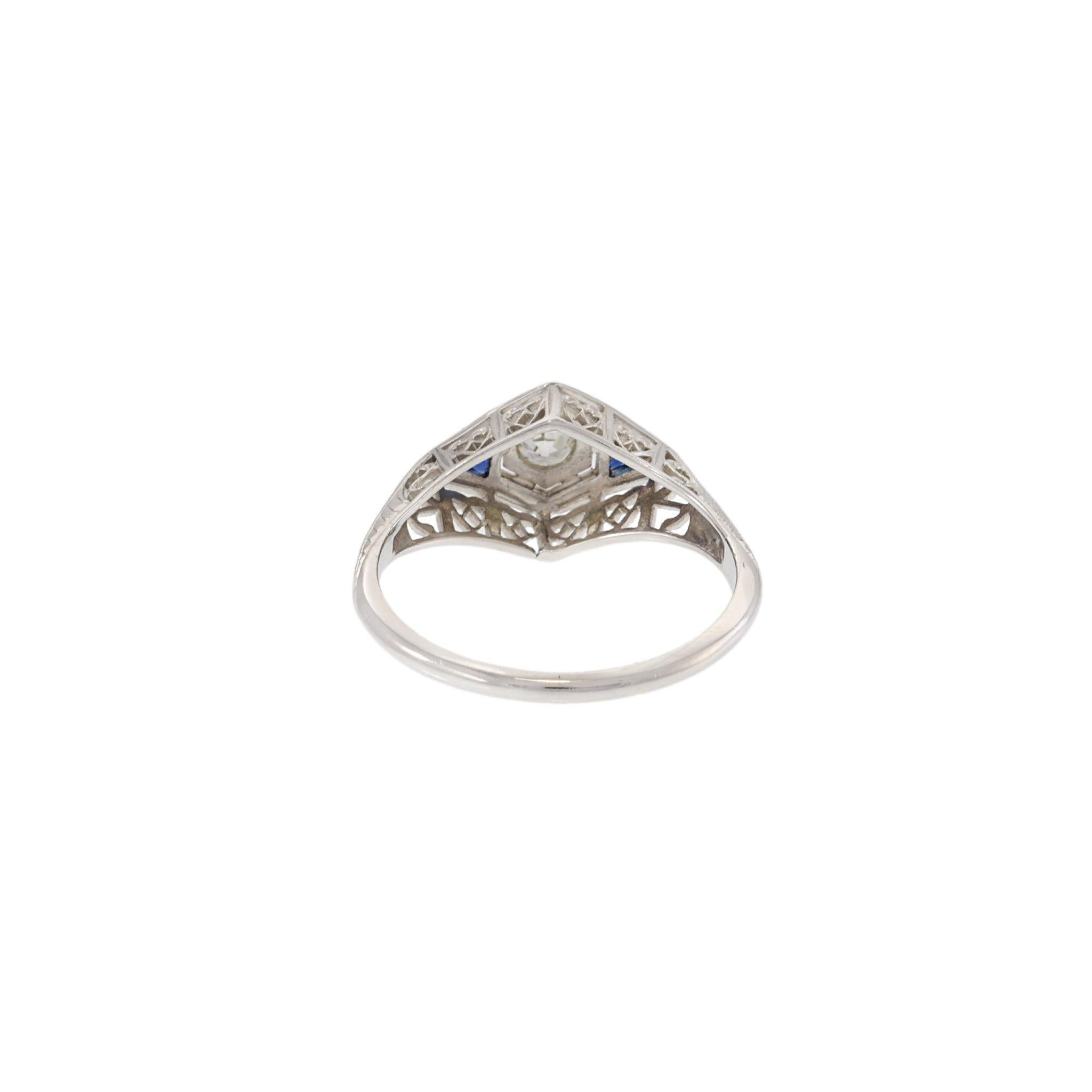 Anillo eduardiano de diamantes y zafiros en filigrana superior de 18 quilates y platino en venta 1