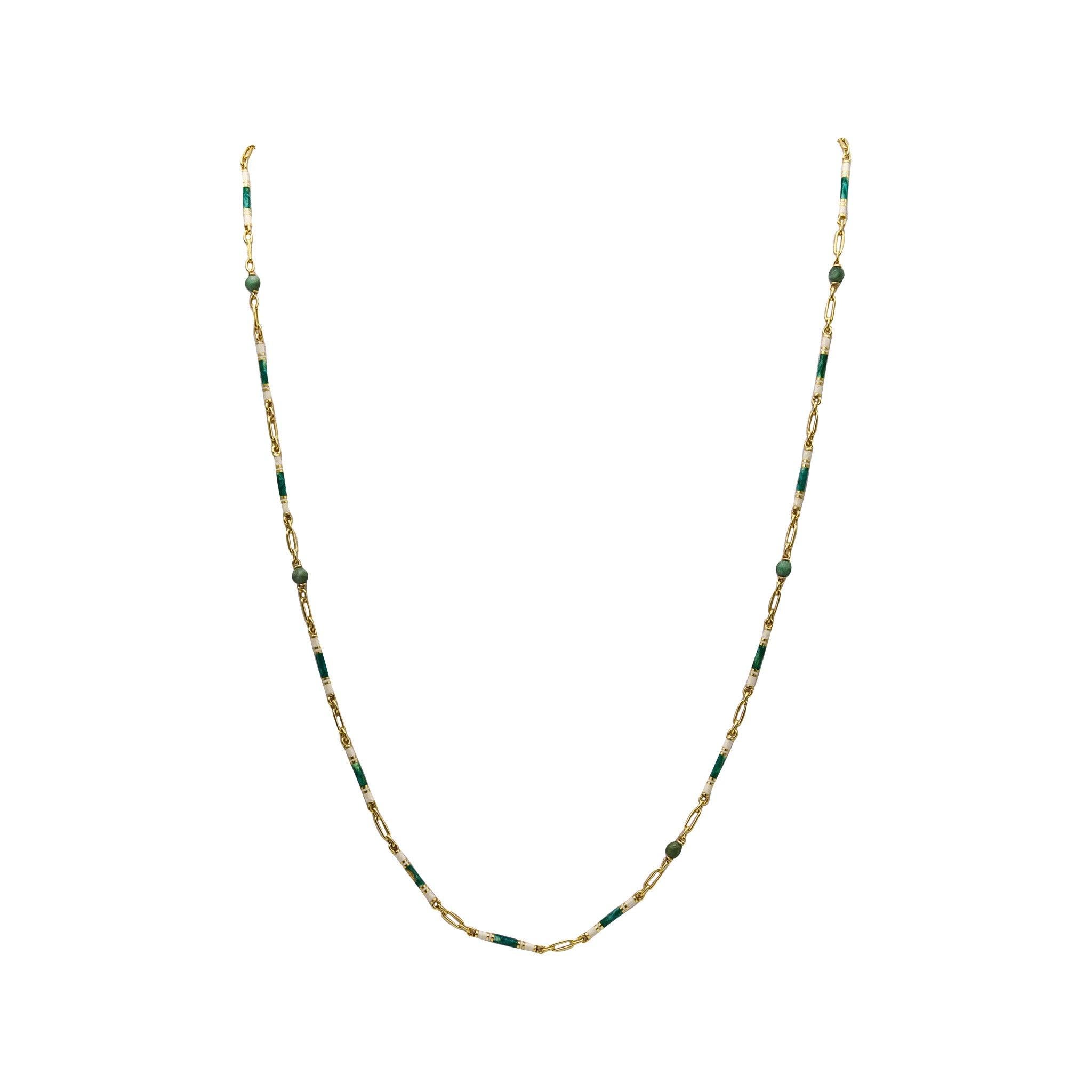 EDWARDIAN 1900-1905 Catena smaltata verde guilloché in oro 14Kt con perle di giada in vendita 1