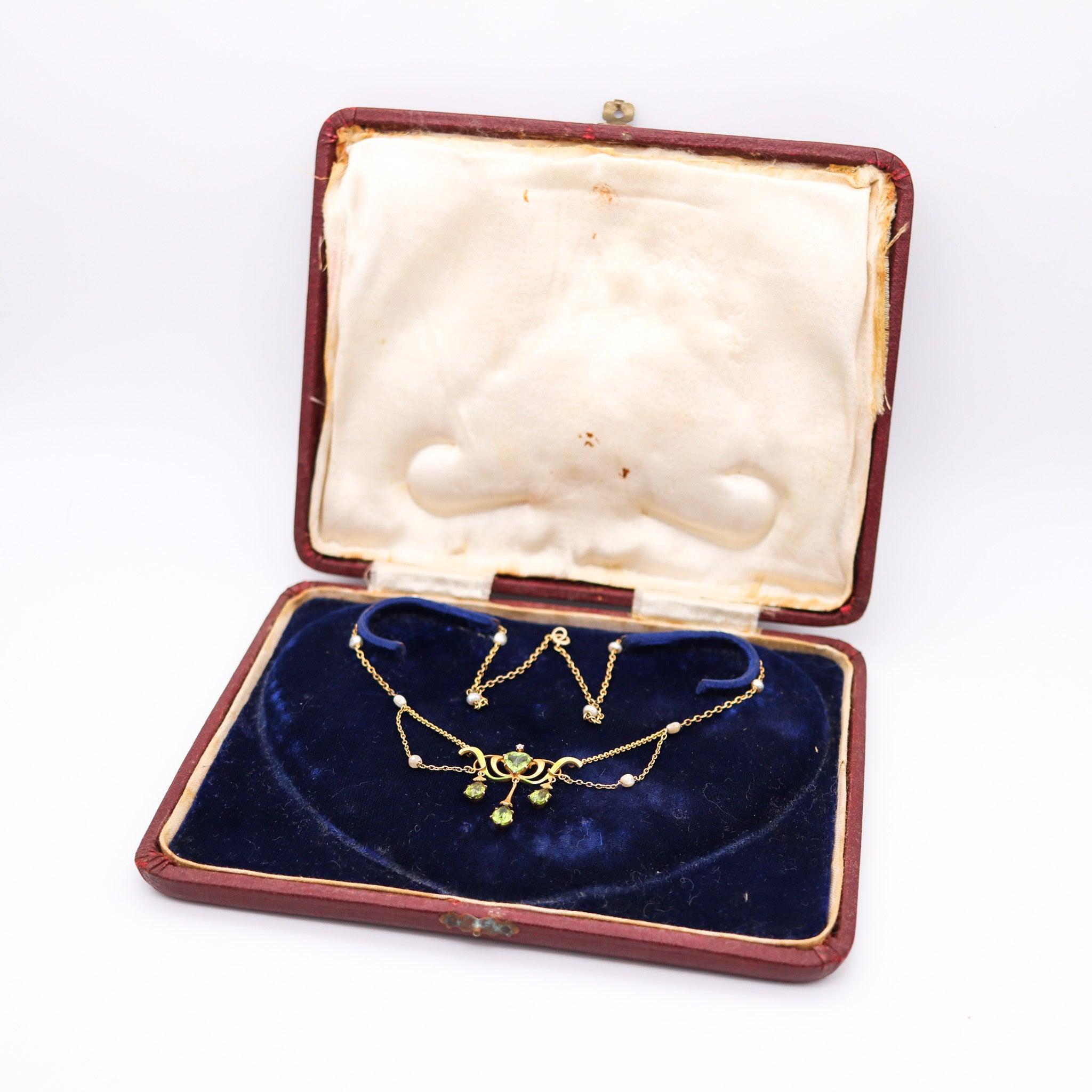 Edoardiano Collana EDWARDIAN 1900 Art Nouveau smaltata in oro 14Kt con perle e peridoti in vendita