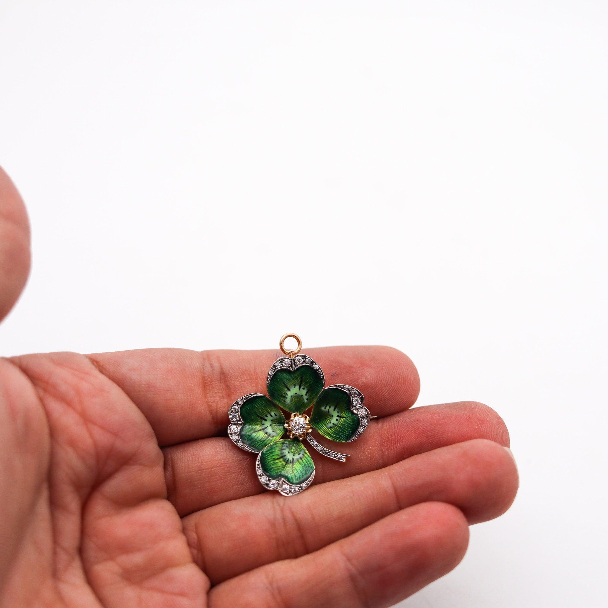 Women's EDWARDIAN 1900 Enameled Four-Leaves Clover Pendant Brooch 18Kt Gold With Diamond