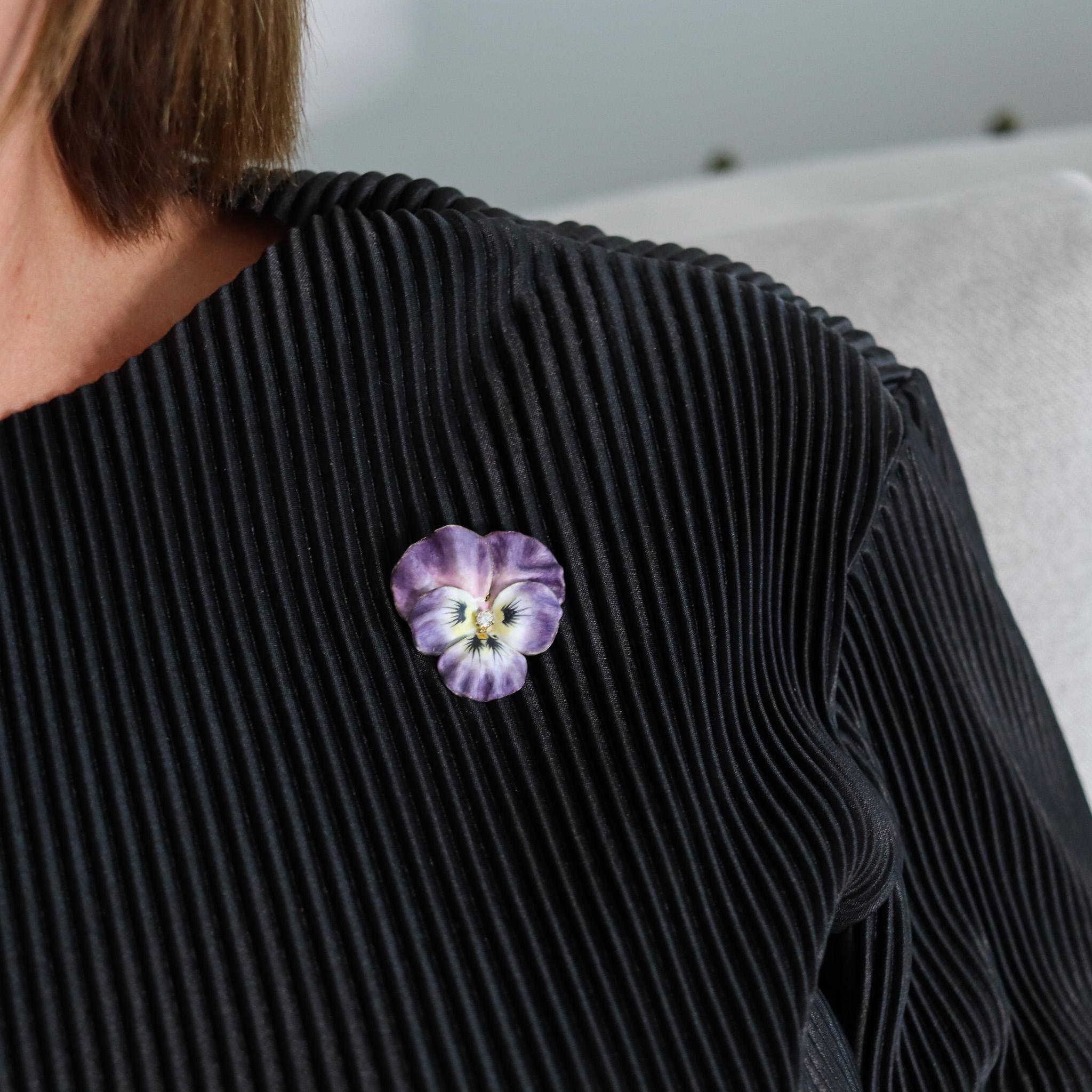 Women's Edwardian 1900 Enameled Purple Pansy Flower Brooch In 14Kt Gold With Diamond For Sale