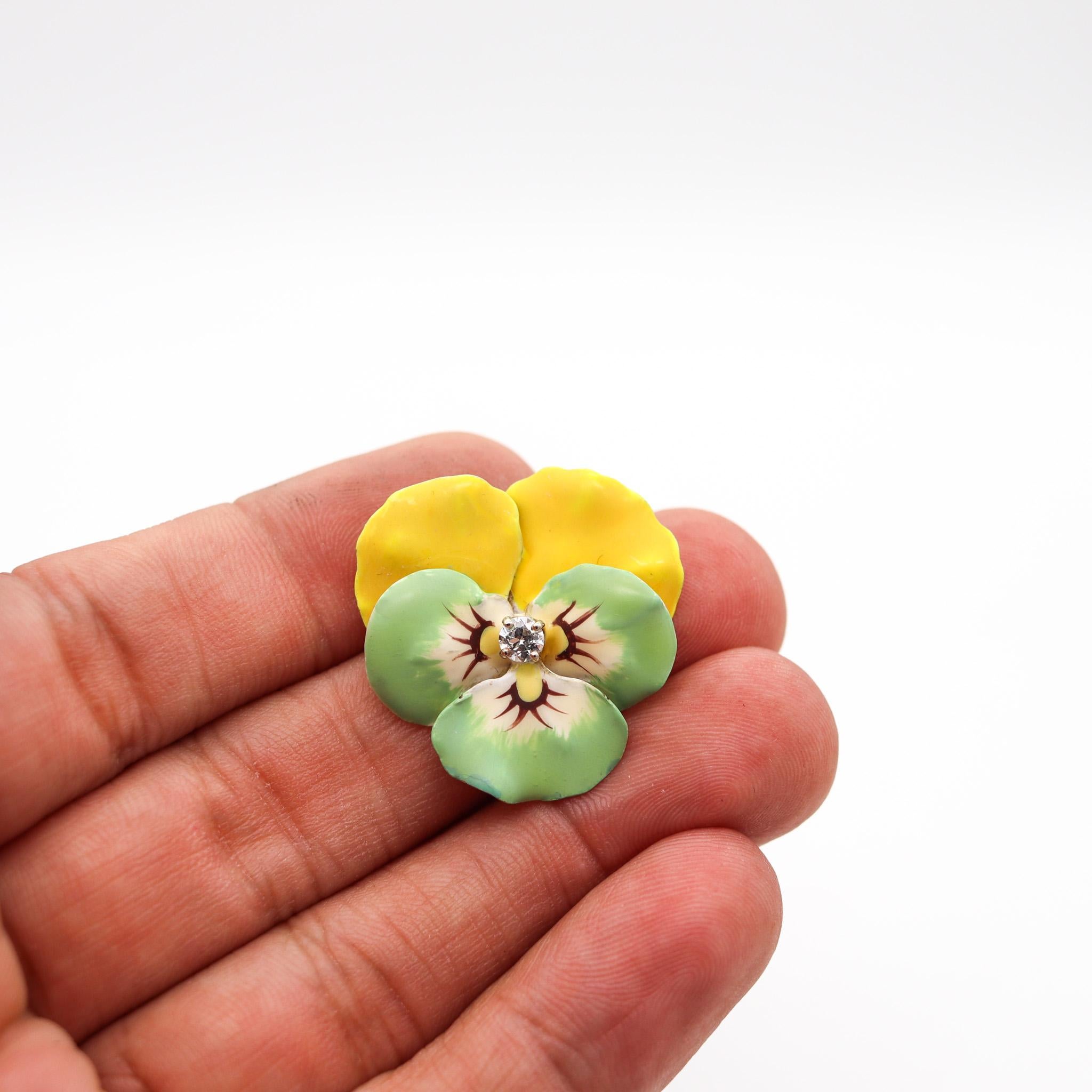 Women's Edwardian 1900 Green Yellow Enameled Pansy Brooch In 14Kt Gold With Diamond For Sale