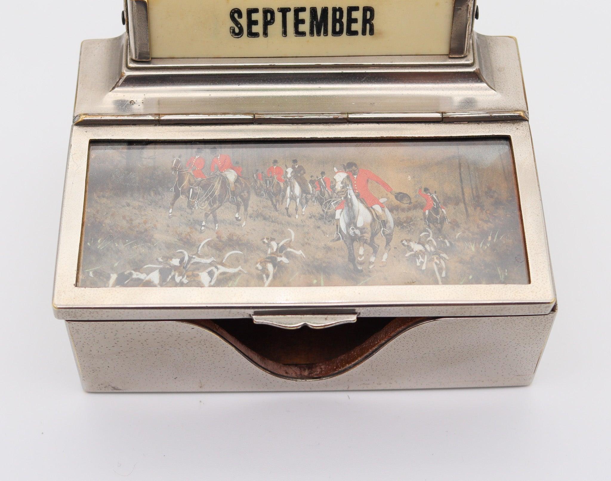 EDWARDIAN 1900 Mechanischer Ewiger Tischkalender mit gemalter Jagdszene (Englisch) im Angebot