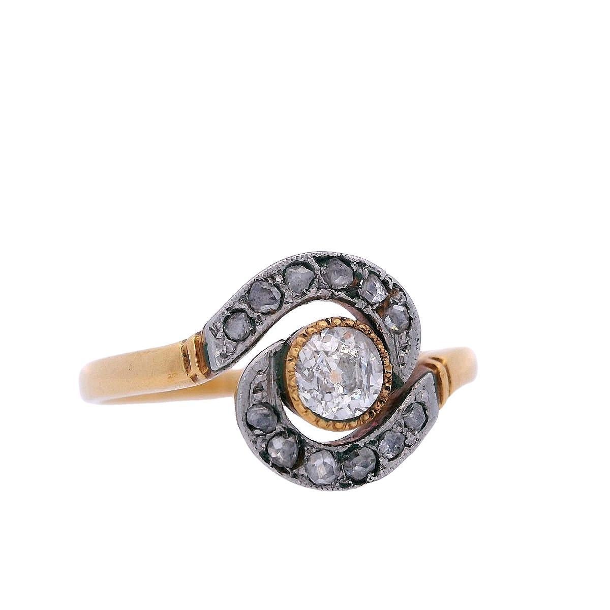 Women's or Men's Edwardian 1900 Ring in 18kt yellow Gold and Platinum with Diamonds For Sale