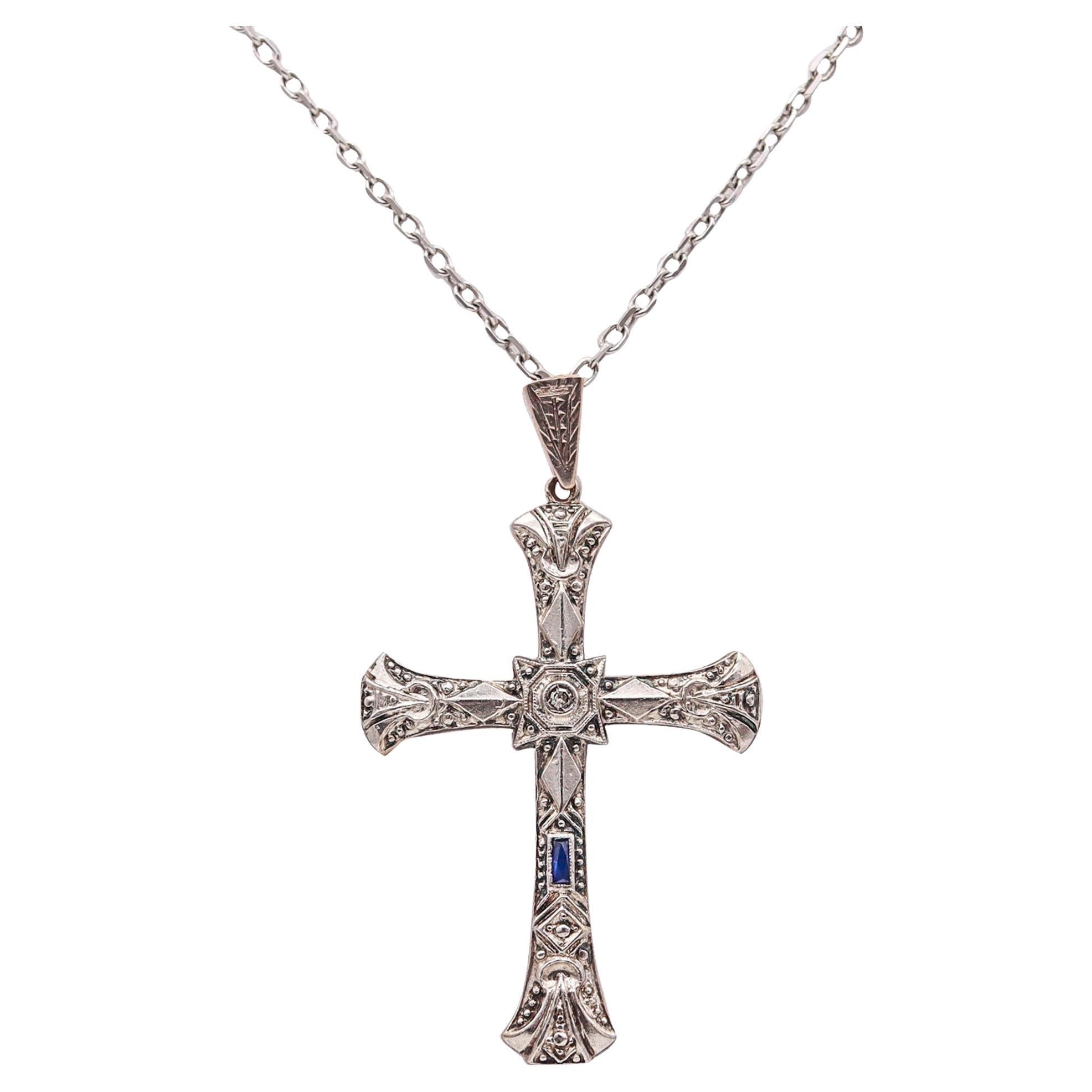 Edwardian 1905 Belle Epoque Cross In 18Kt Gold With Diamond and Sapphire For Sale