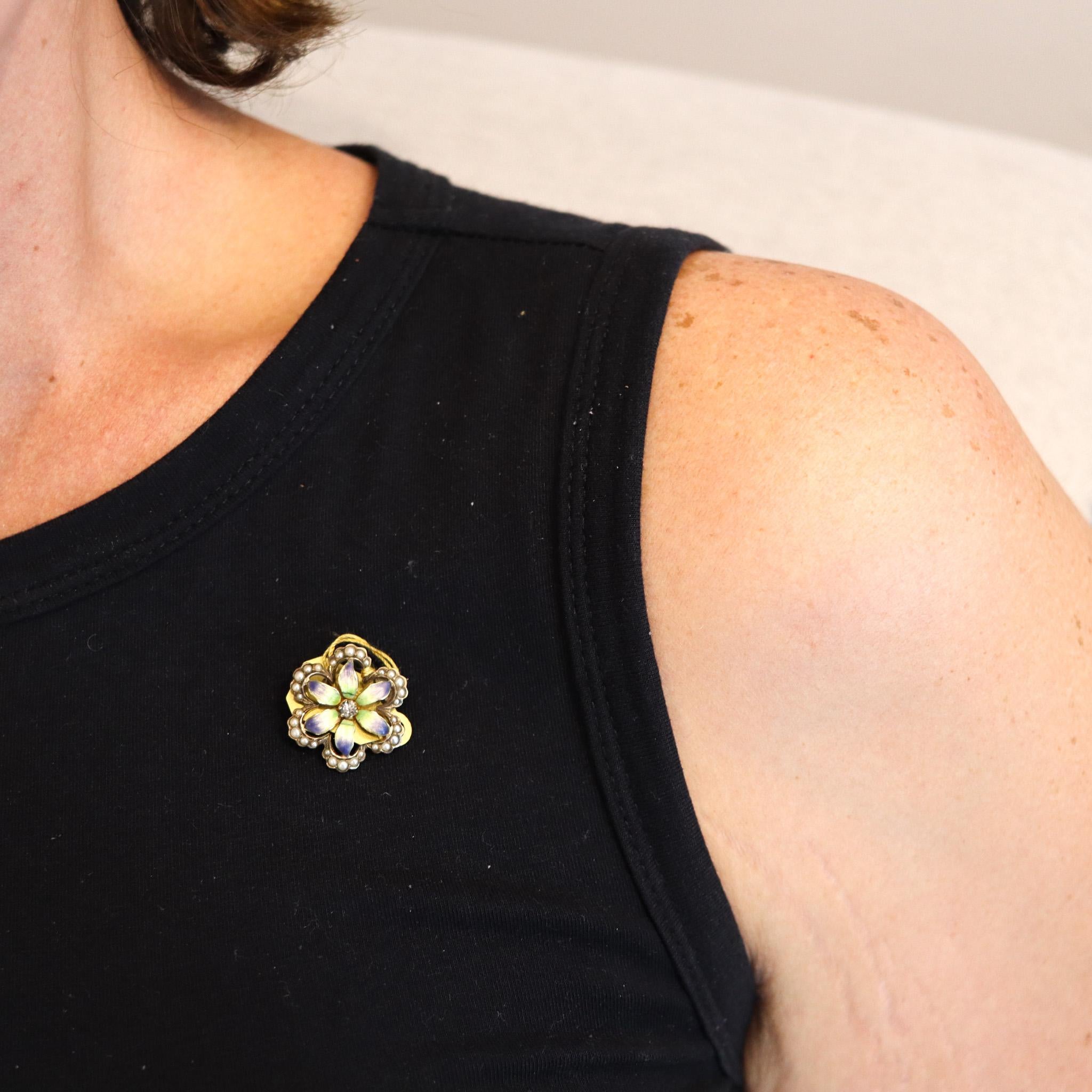 Broche pendentif édouardienne 1905 en or jaune 14 carats émaillé avec perles Pour femmes en vente