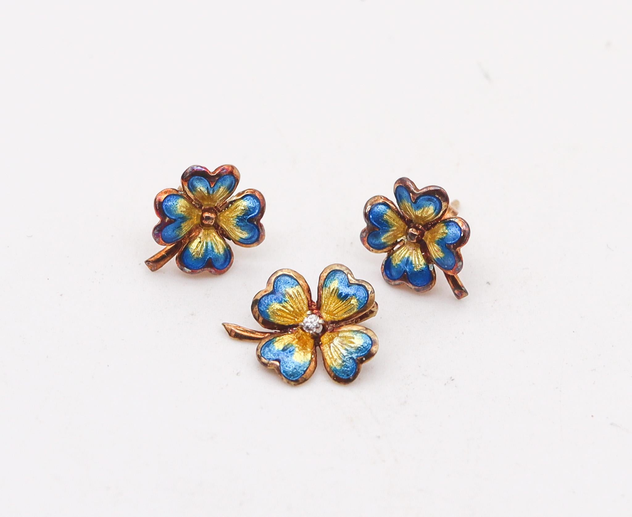 Edwardian 1905 Enameled Flowers Set Pendant And Stud Earrings In 14Kt Gold In Excellent Condition For Sale In Miami, FL