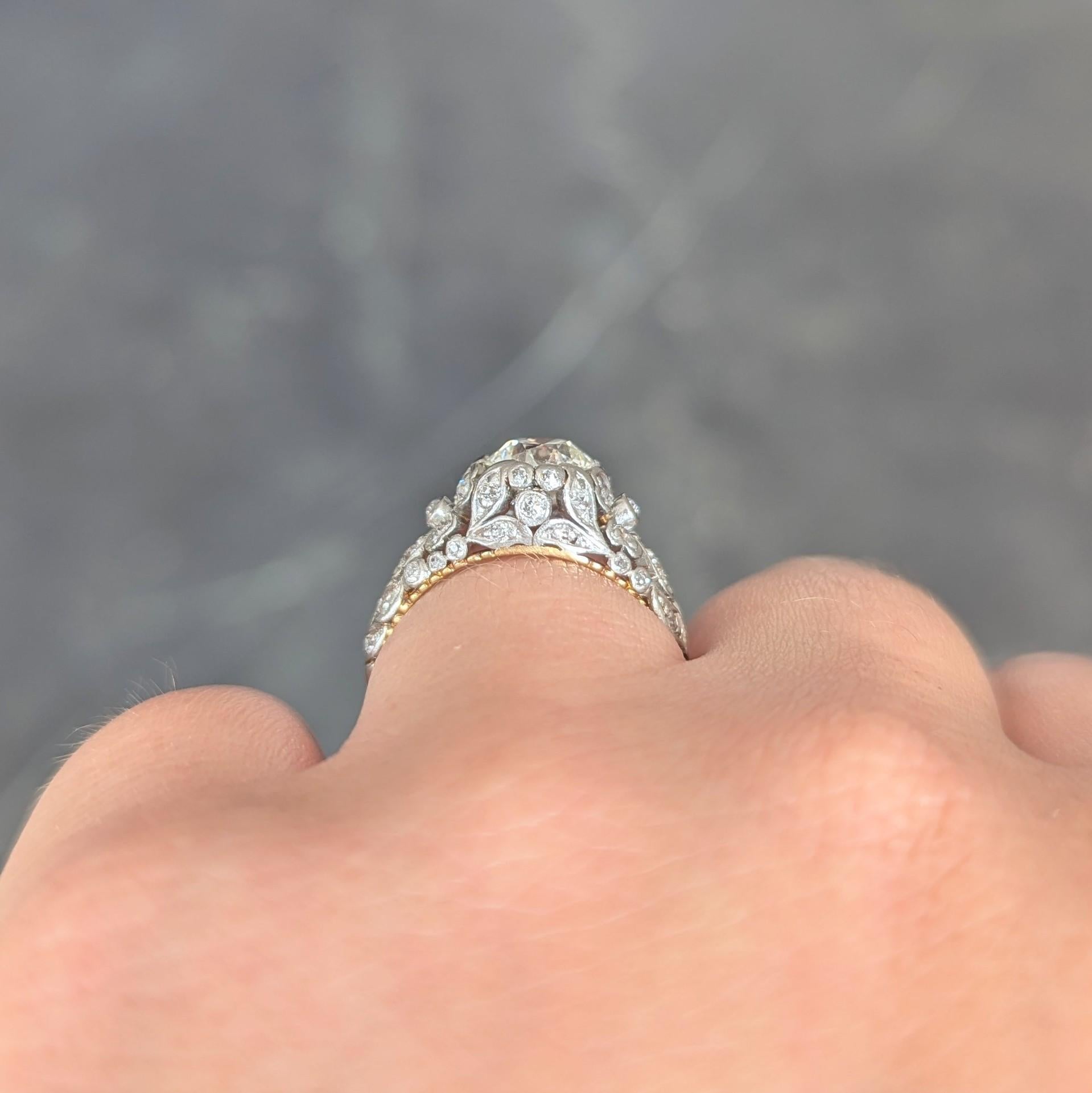 Edwardian 1908 1.74 CTW Diamond Platinum 18K Gold Antique Floral Engagement Ring For Sale 12