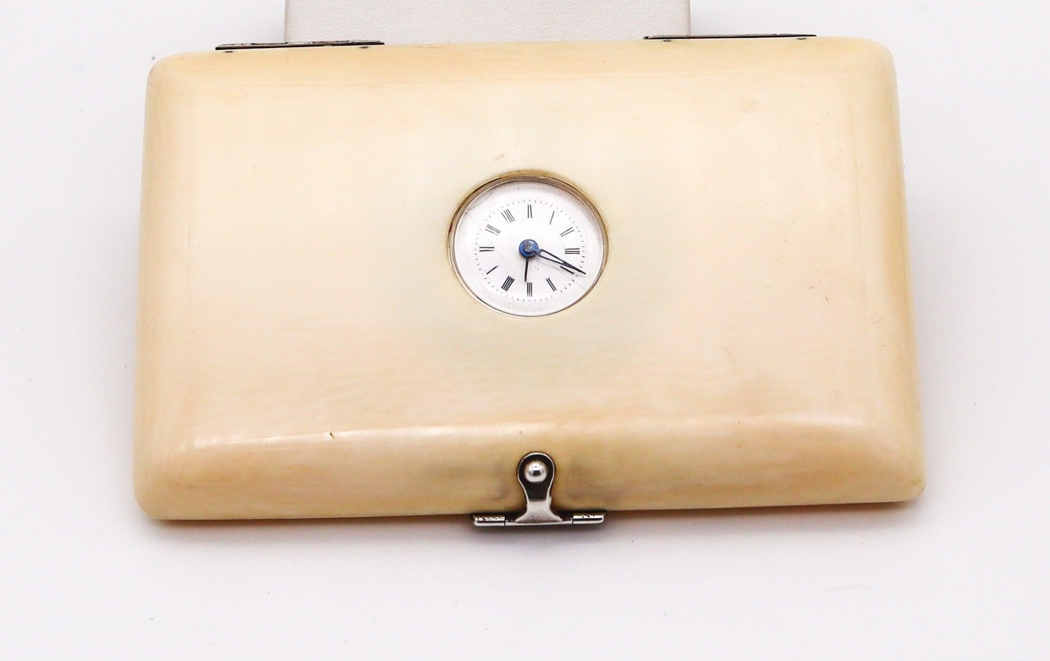 Intagliato a mano EDWARDIAN 1910 Portacarte rettangolare con orologio rotondo in argento 925 in vendita