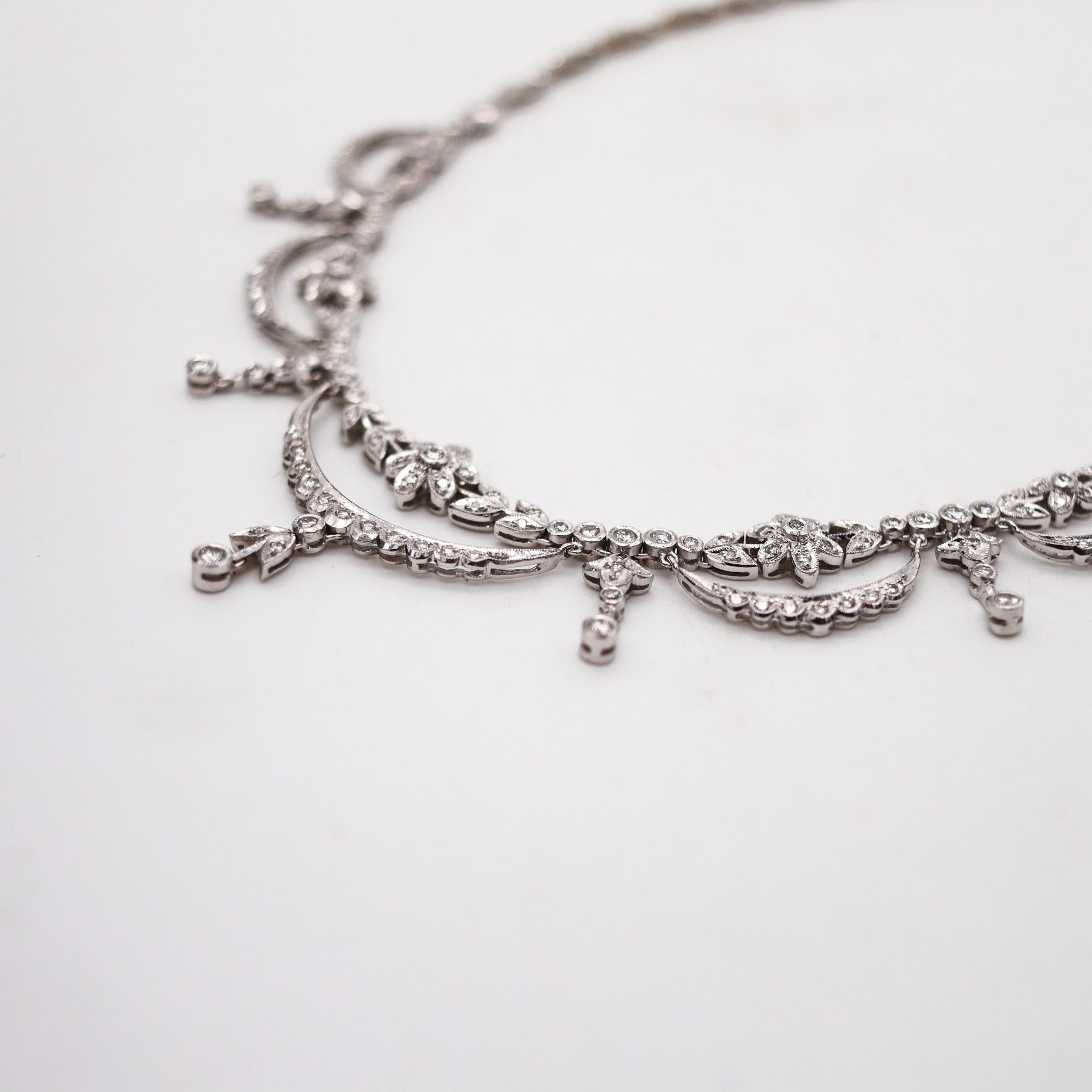 Round Cut Edwardian 1910 Garlands Necklace In 18Kt White Gold With 3.72 Ctw In Diamonds For Sale